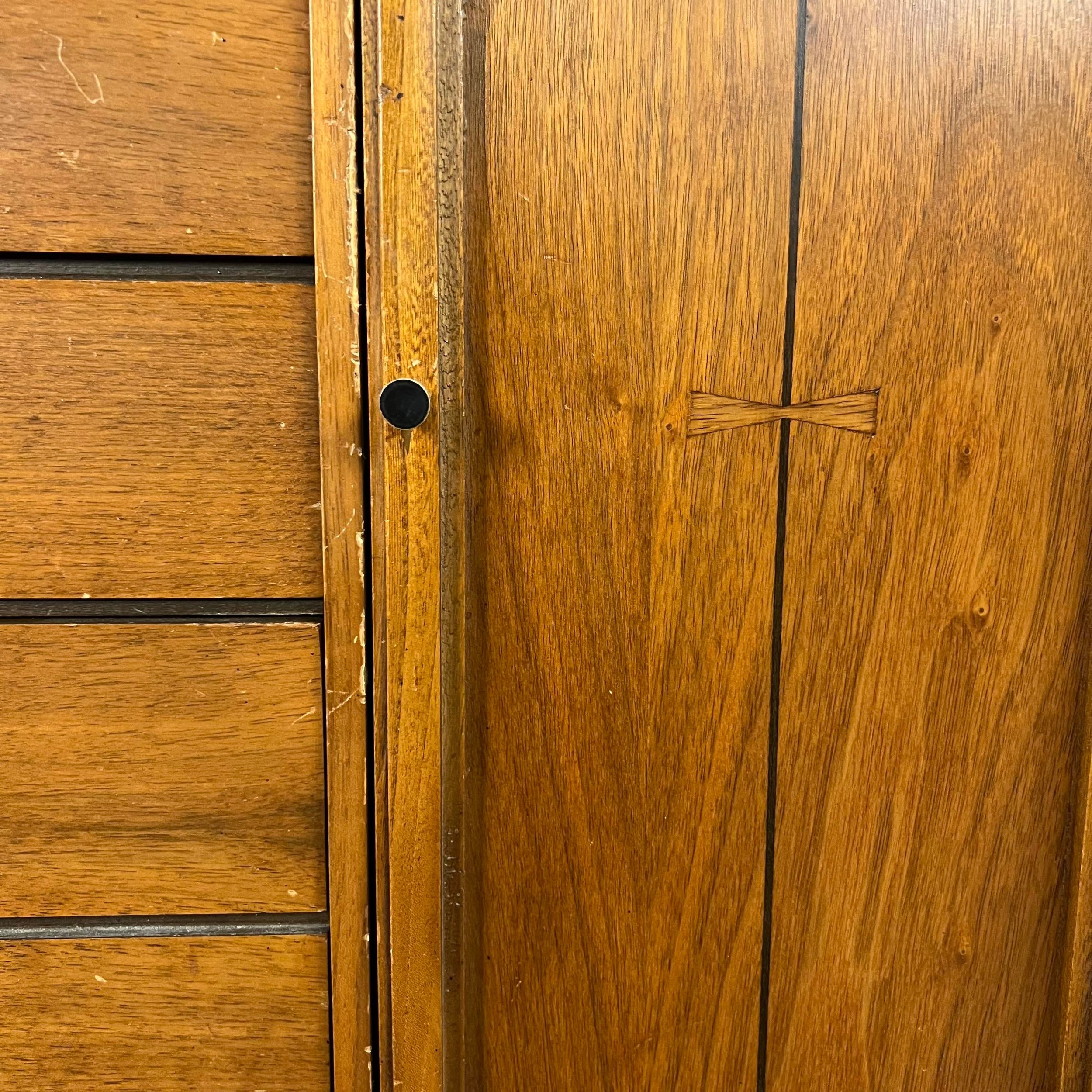 lane-tuxedo-gentlemens-cabinet-mccobb-style-2502.jpeg