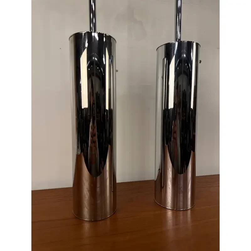 pair-of-vintage-chrome-nessen-table-lamps-chrome-cylindrical-form-7407.webp