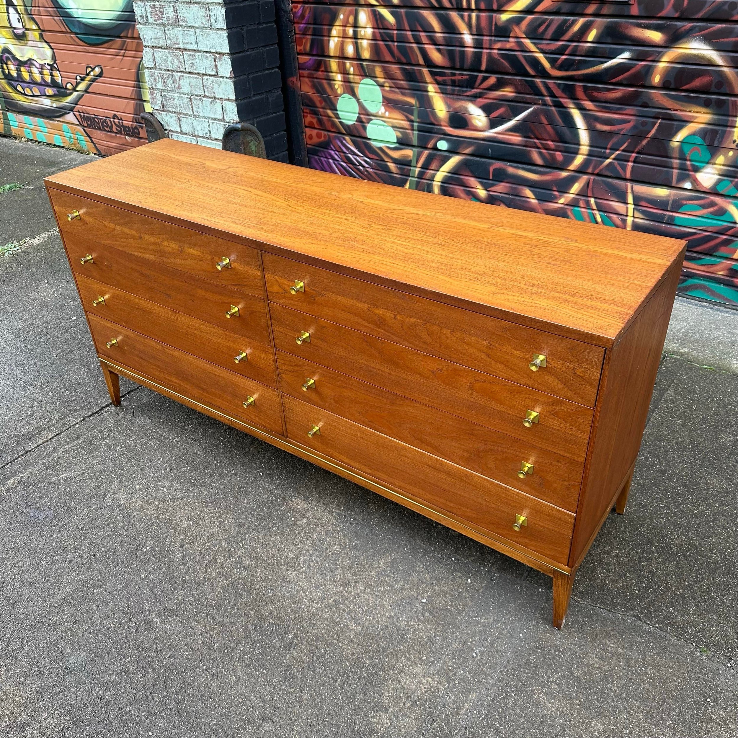 beautiful-r-way-8-drawer-dresser-sleek-modern-brass-pulls-6982.jpeg