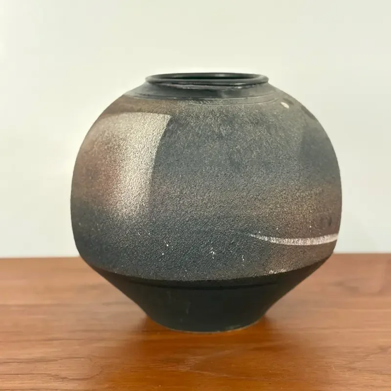 george-roby-studio-pottery-vessel-1960s-8529.webp