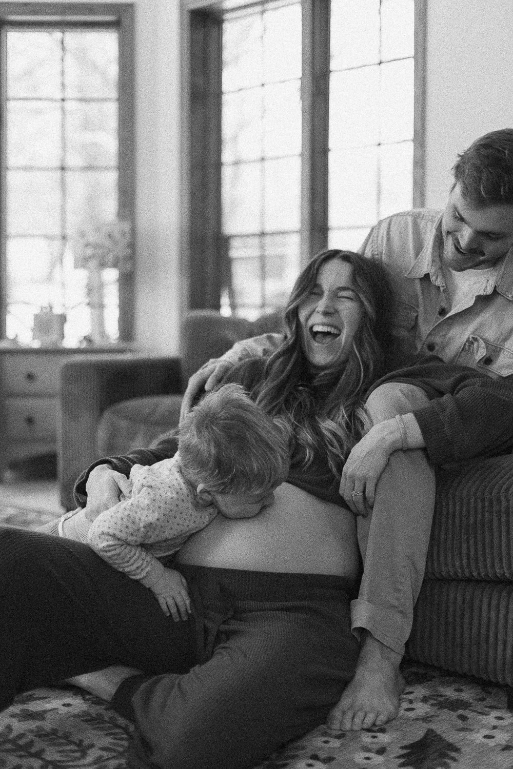 GC-pewaukee-in-home-maternity-session-10.jpg