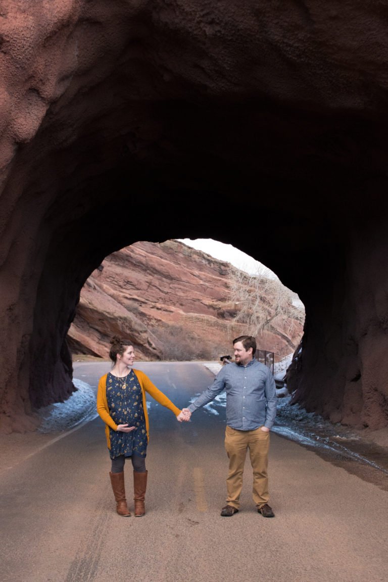 Maternity Portraits at Red Rocks-Couple in Arch