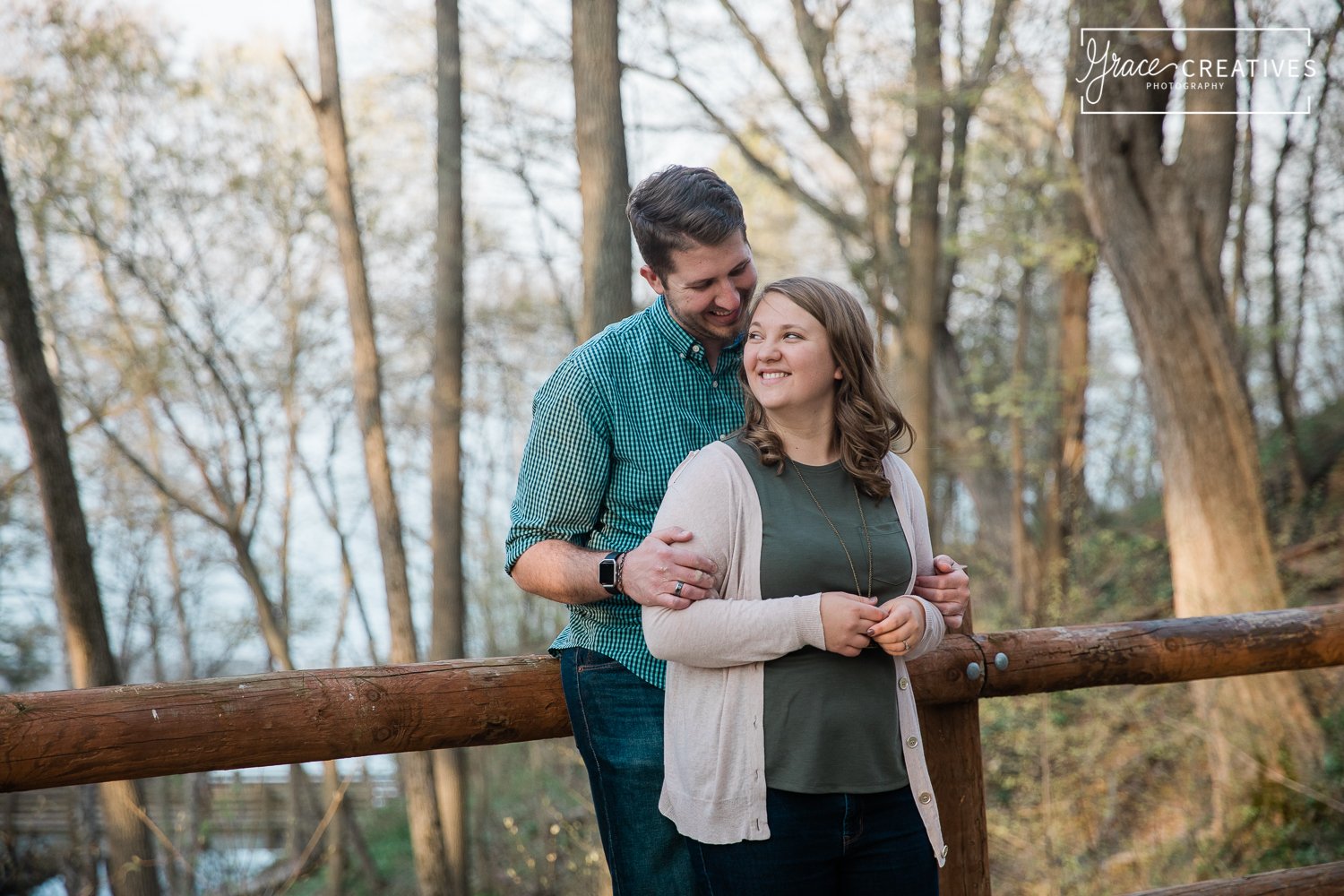 Wisconsin Engagement Session at Seven Bridges