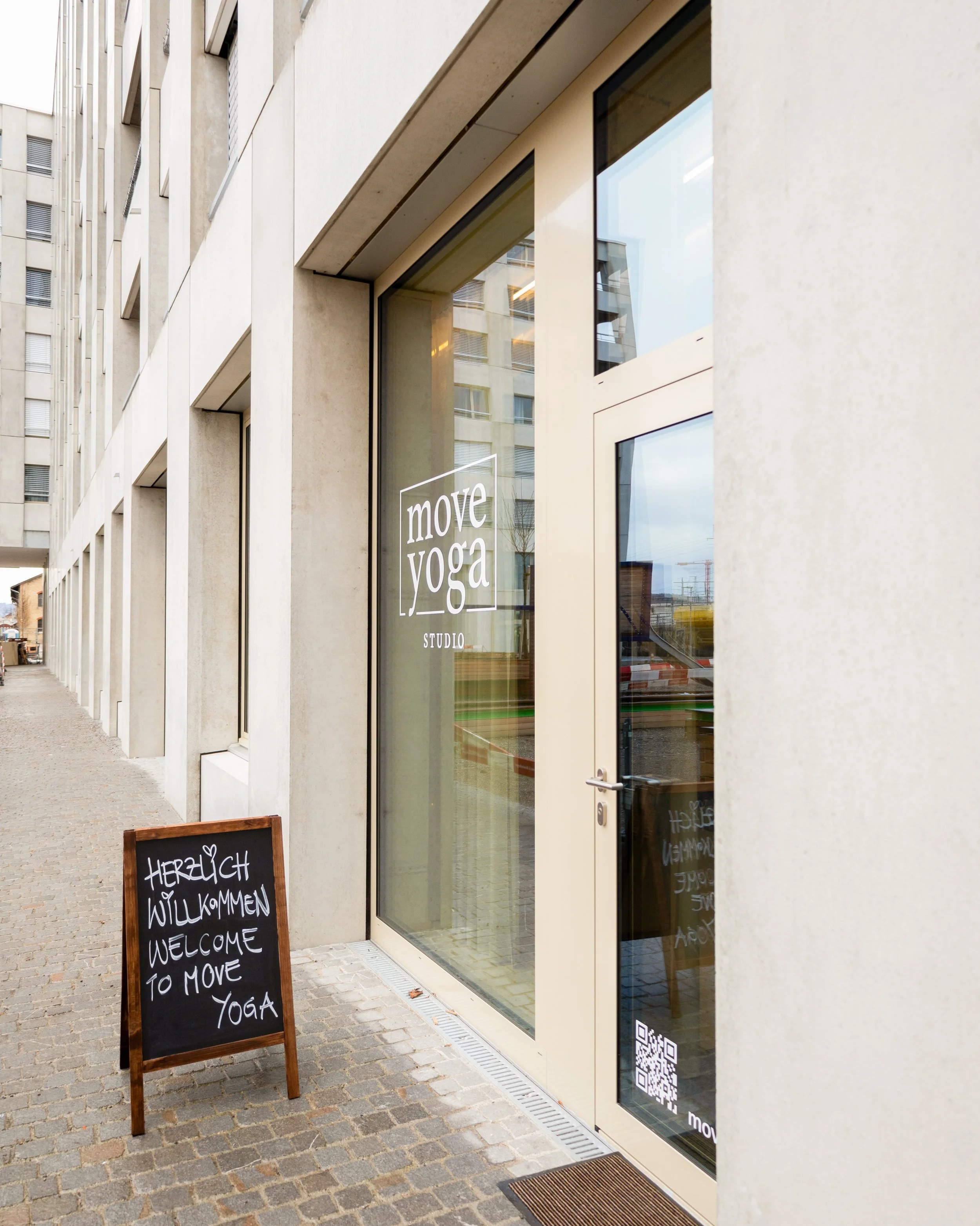 SJ_59_Move Yoga-11.jpg