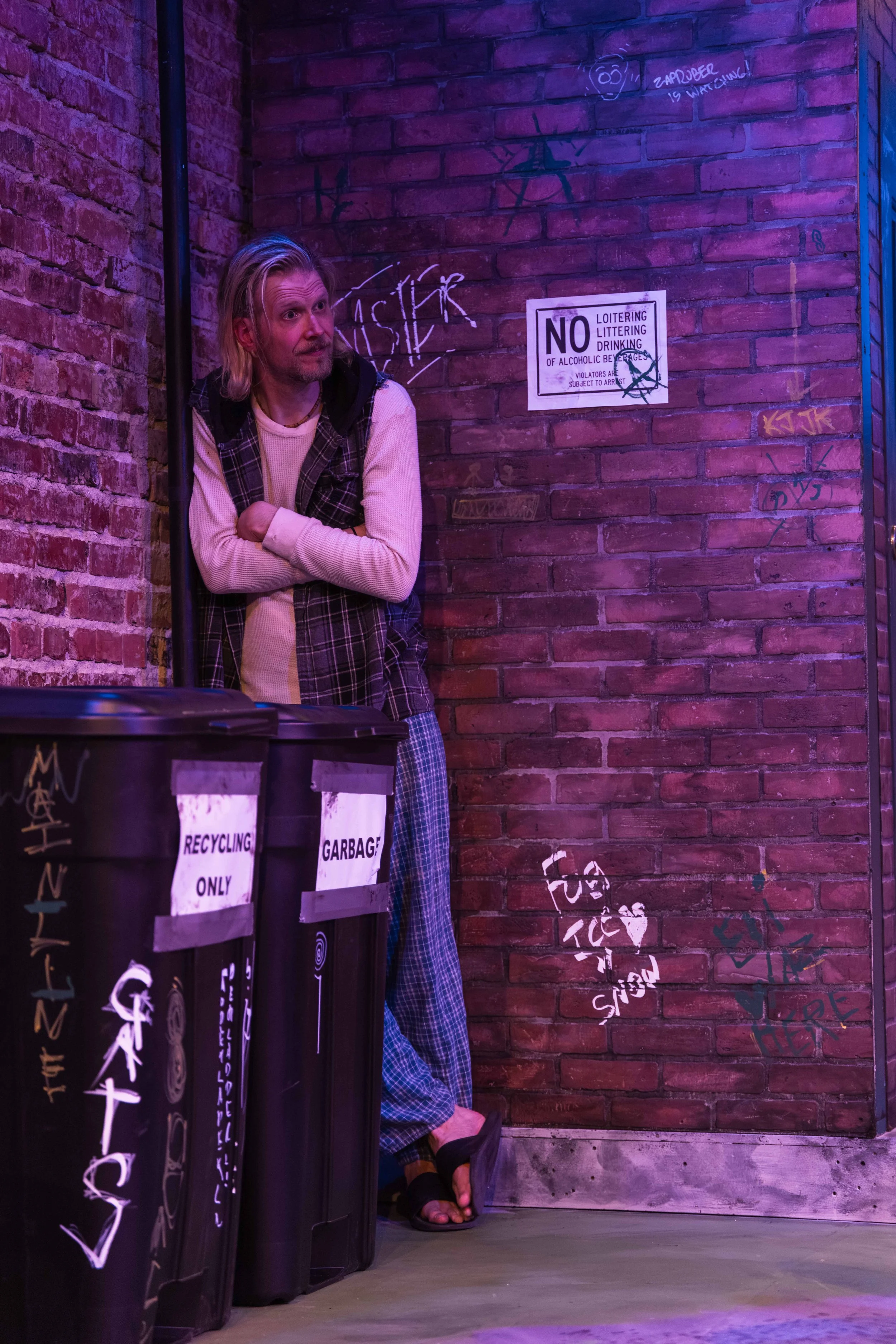 The Aliens Prod Photos_Photo Credit Giao Nguyen_WEB-188.jpg