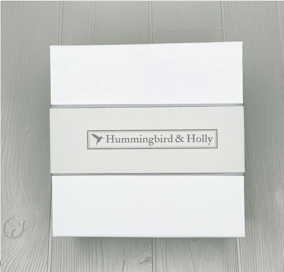 Hummingbird & Holly