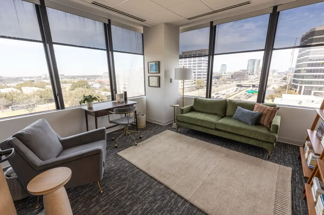 uptown-wp-39.webp