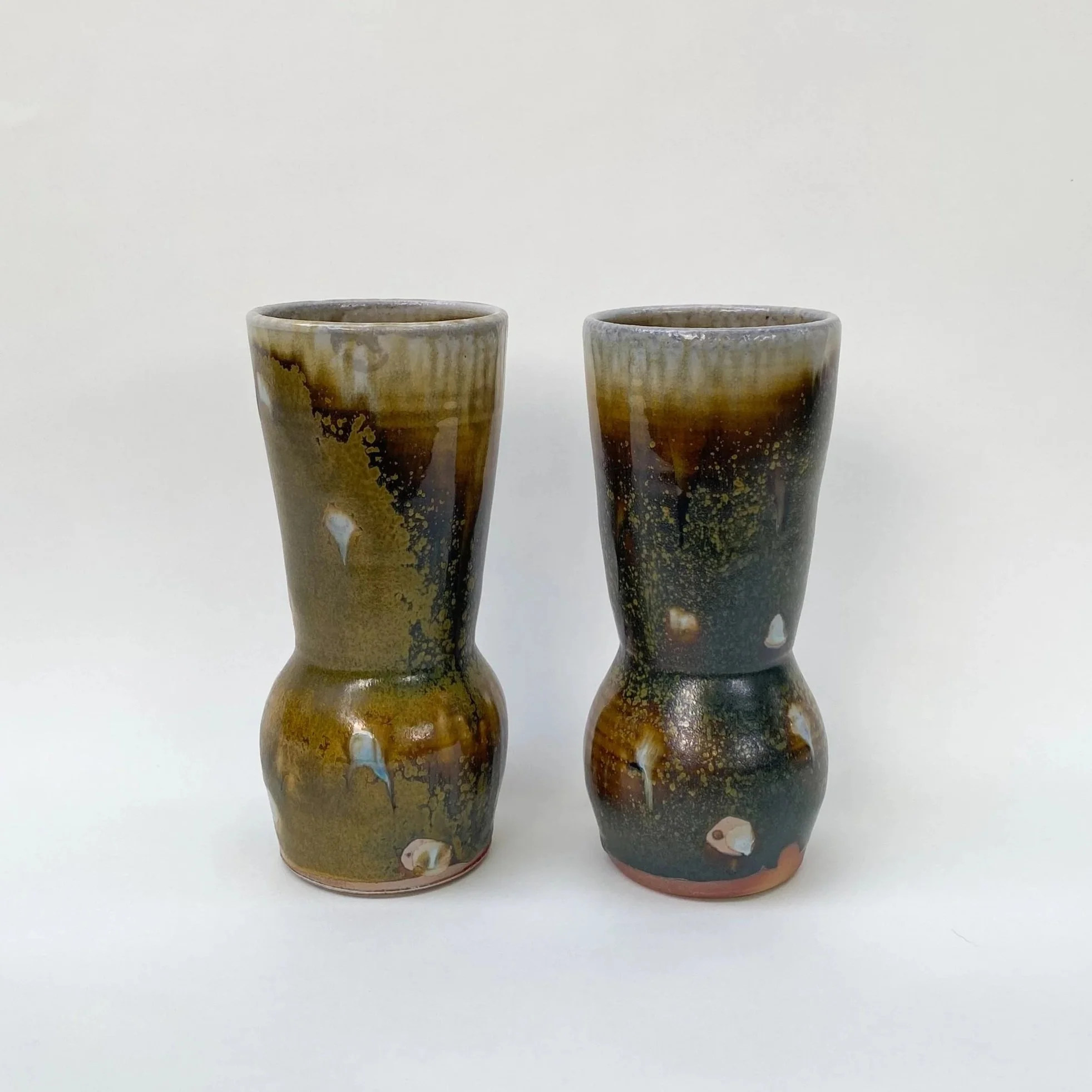 vase pair