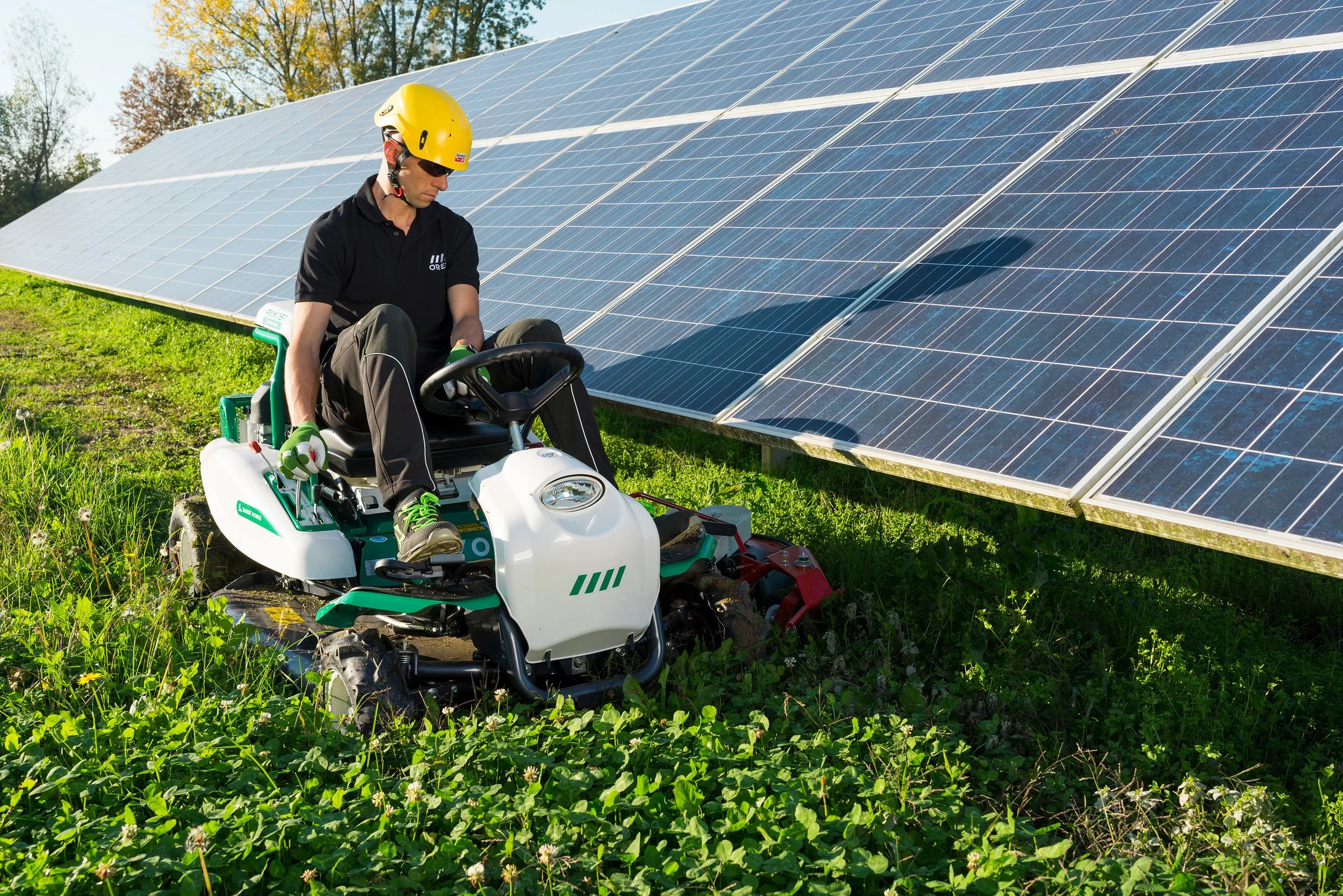 Desbrozadora-intercepas-parques-fotovoltaicos-orec-RMK180-RMK151