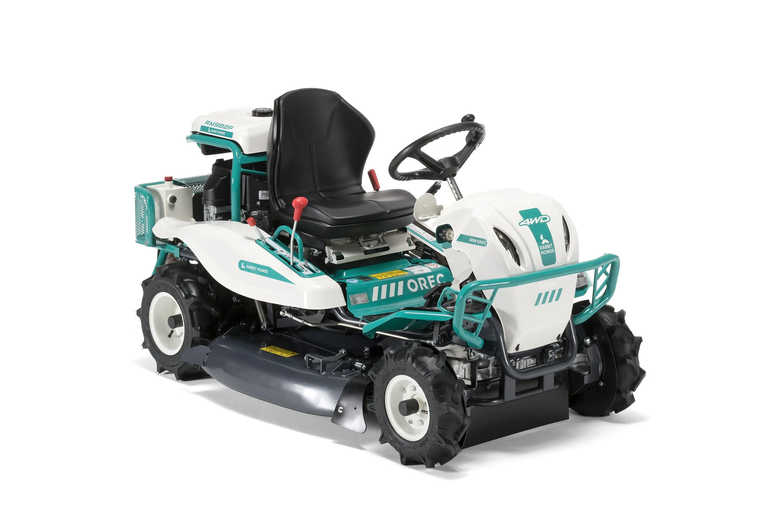Tractor desbrozador autopropulsado OREC RM982F 4x4 con tracción total automática, transmisión hidrostática y cuchillas flotantes para hierba alta