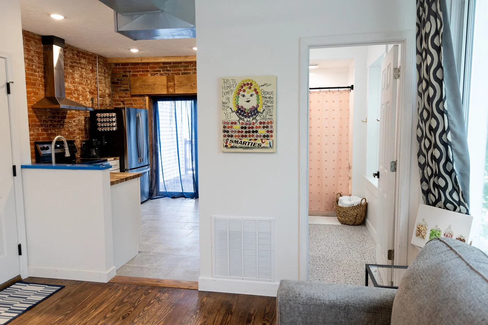 823 Main Apt B (44).jpg
