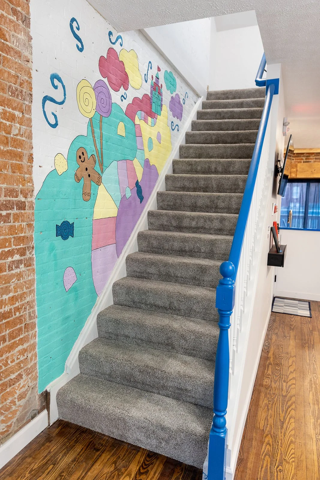 823 Main Apt B (23).jpg