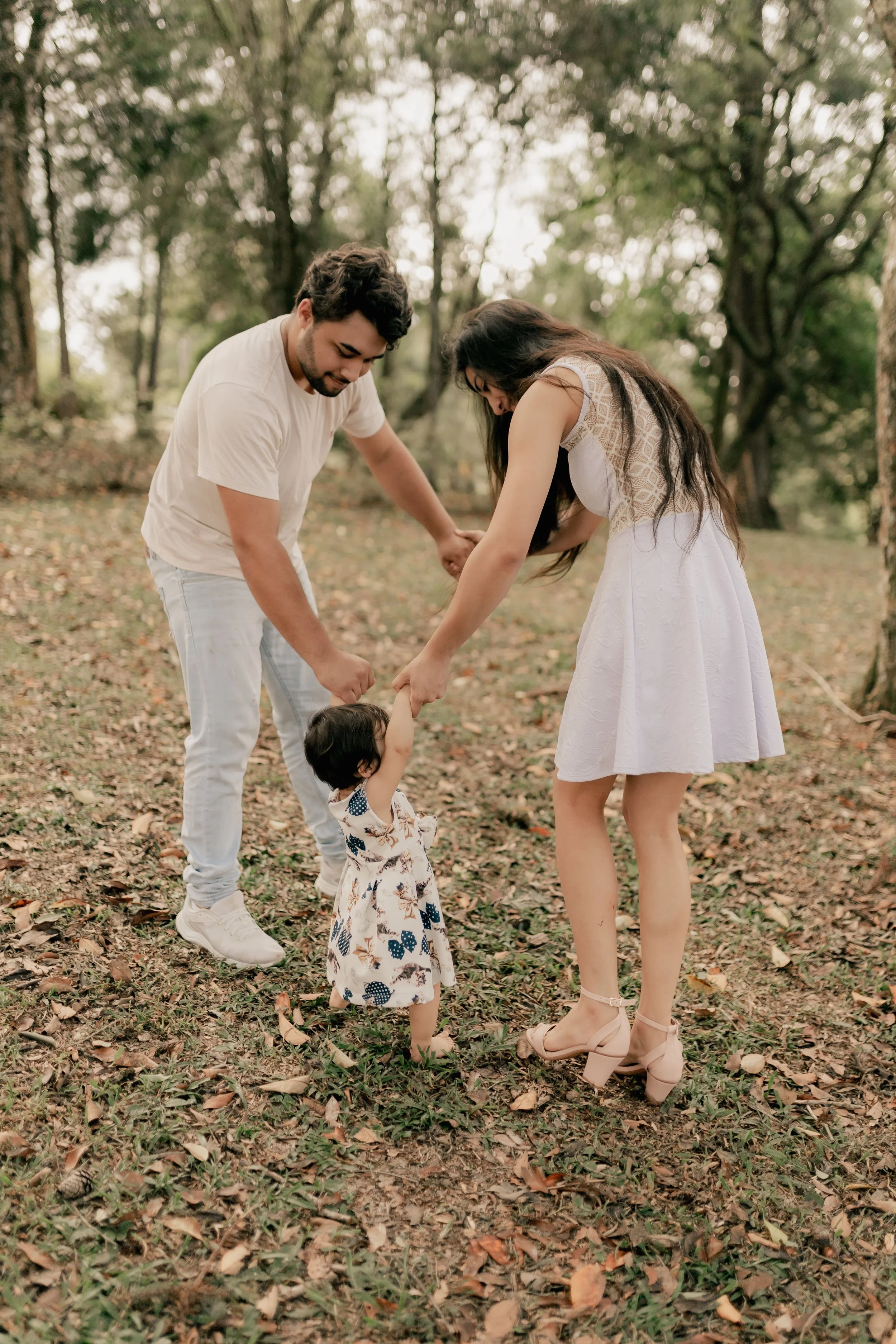 Are there therapists in California who focus on relationship anxiety for moms?