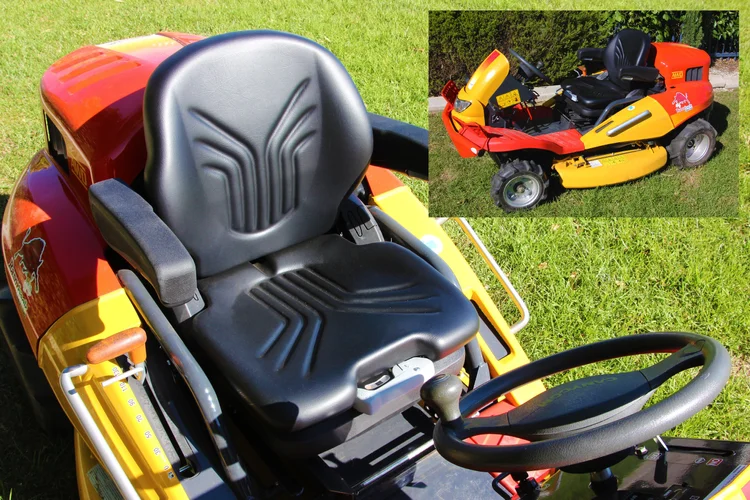 Razorback suspension seat options