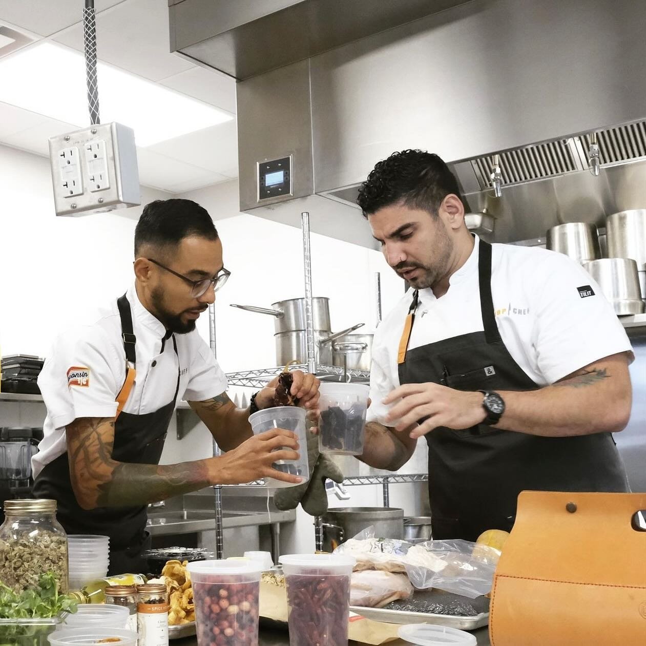 This week we&rsquo;re #TalkingMole with @chef.dannygarcia 

Tune in tonight for an all new episode @bravotopchef on @bravotv 🙌🎉