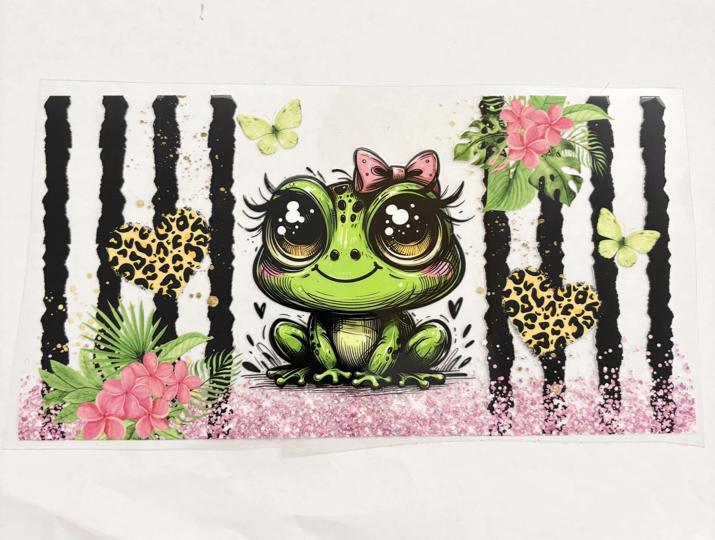 9.75” x 5” Sassy Frog & Leopard Hearts – UV DTF Sticker