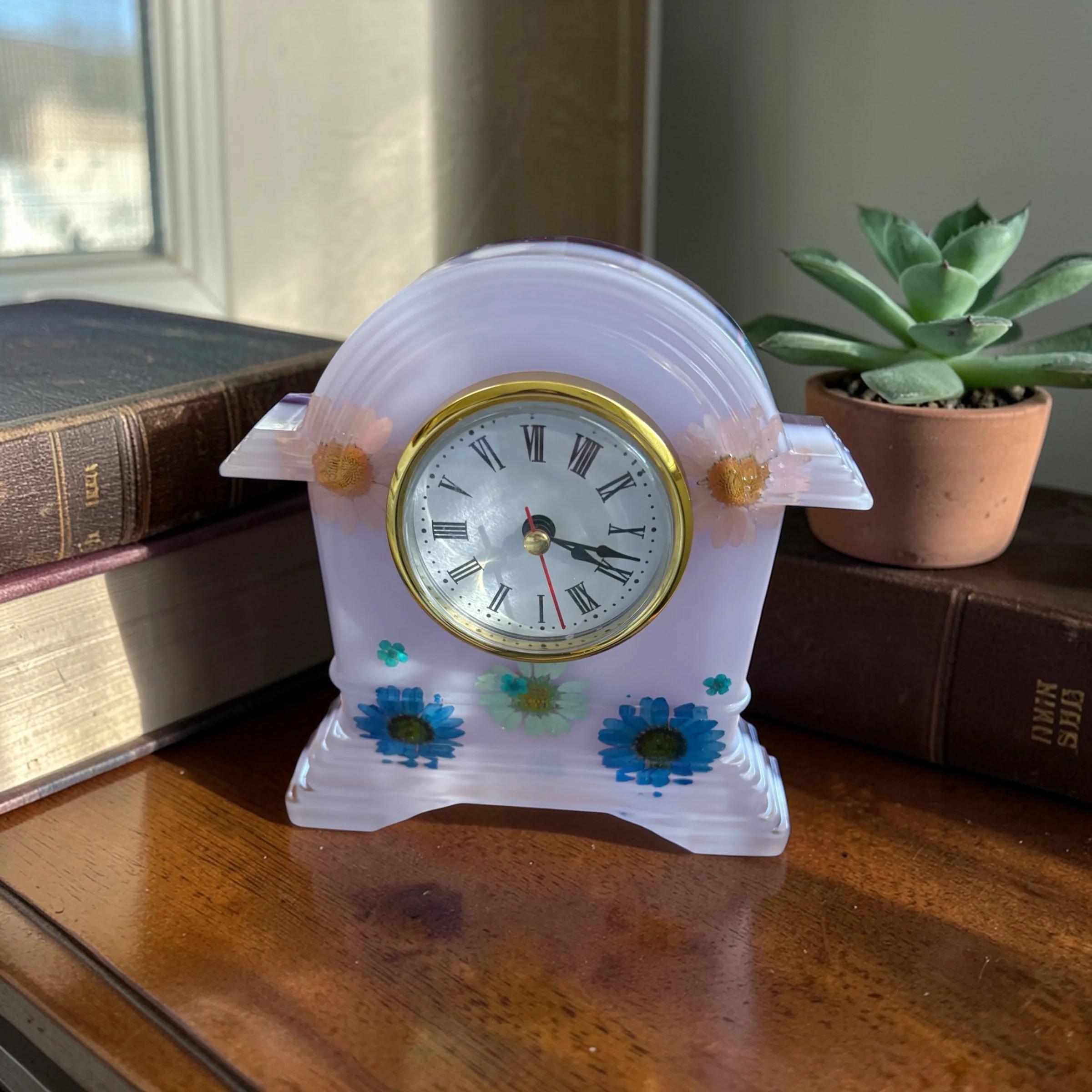 Lavender Bloom Resin Clock with Pressed Flowers