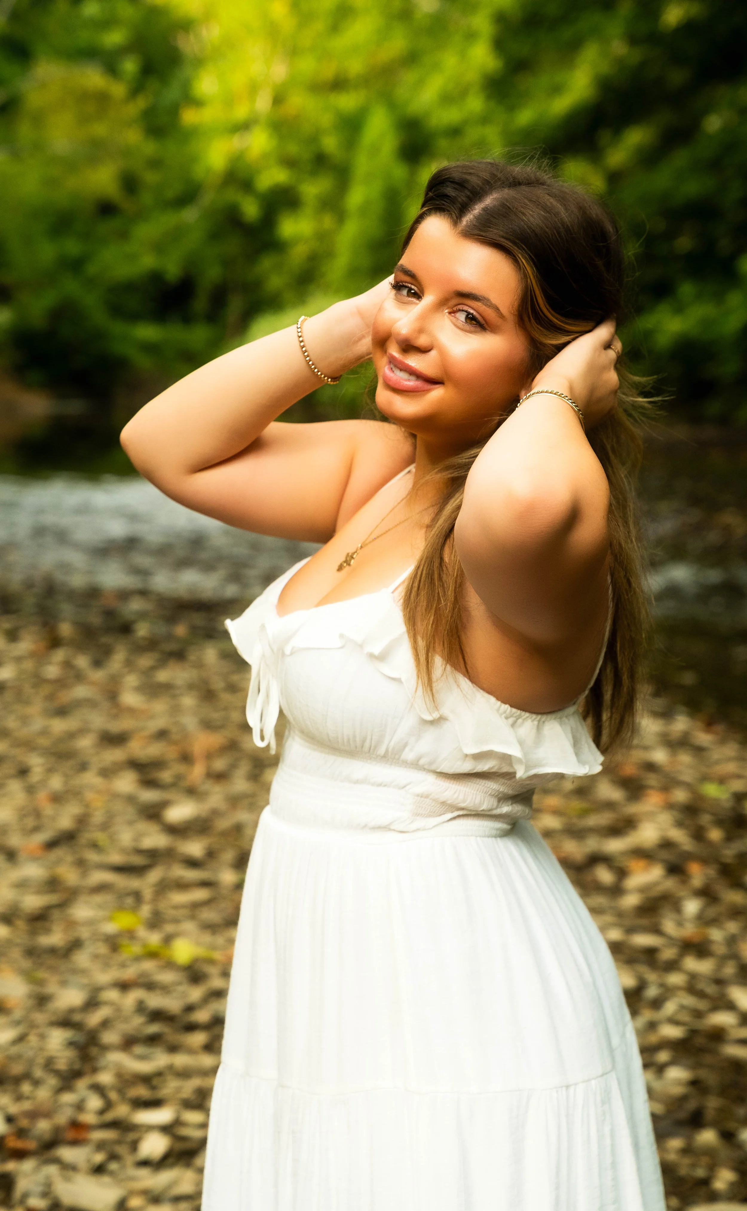 MADISONSTONE_SENIORPORTRAITS_MYONLYVISUALS_PITTSBURGHSENIORPORTRAITSPHOTOGRAPHY (6 of 10).jpg