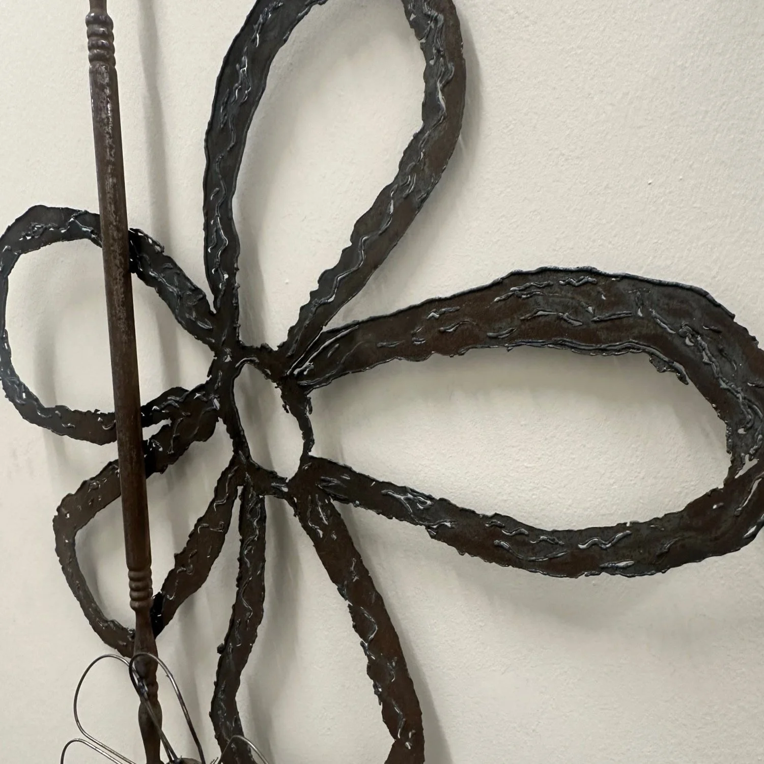 Free and easy - 2023 detail
Found metal
7'x4'