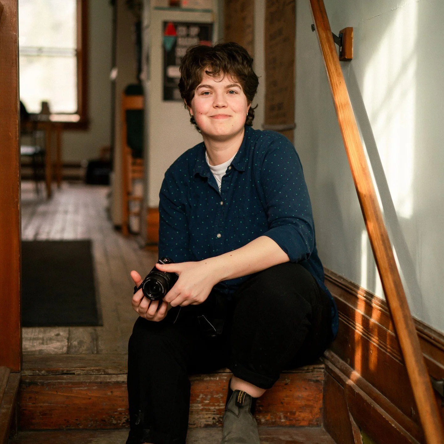 Hey there! It's been a while.

I recently had the pleasure of being IN FRONT of a camera for once with the incredible @elorab for a series of updated headshot/lifestyle shots. The motivation for these includes a new upcoming website and portfolio ref