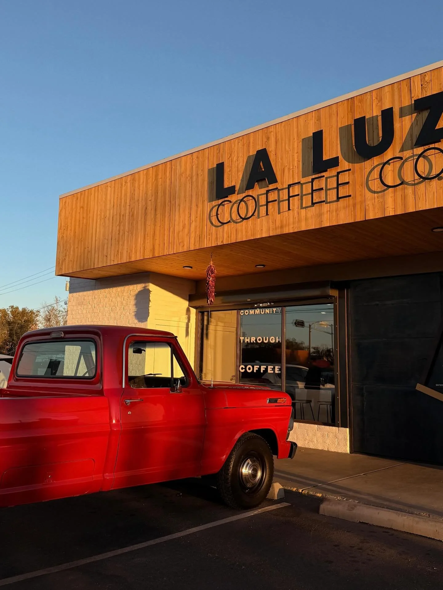 THANKSGIVING HOURS 
OPEN 7AM &mdash; 2PM 

Endless gratitude for our community ❤️ Happy Thanksgiving from the La Luz Team!