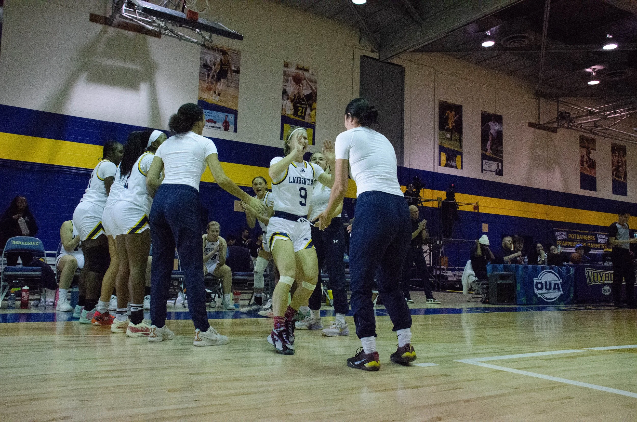 Nov02 vs BrockU W (11 of 130).jpg