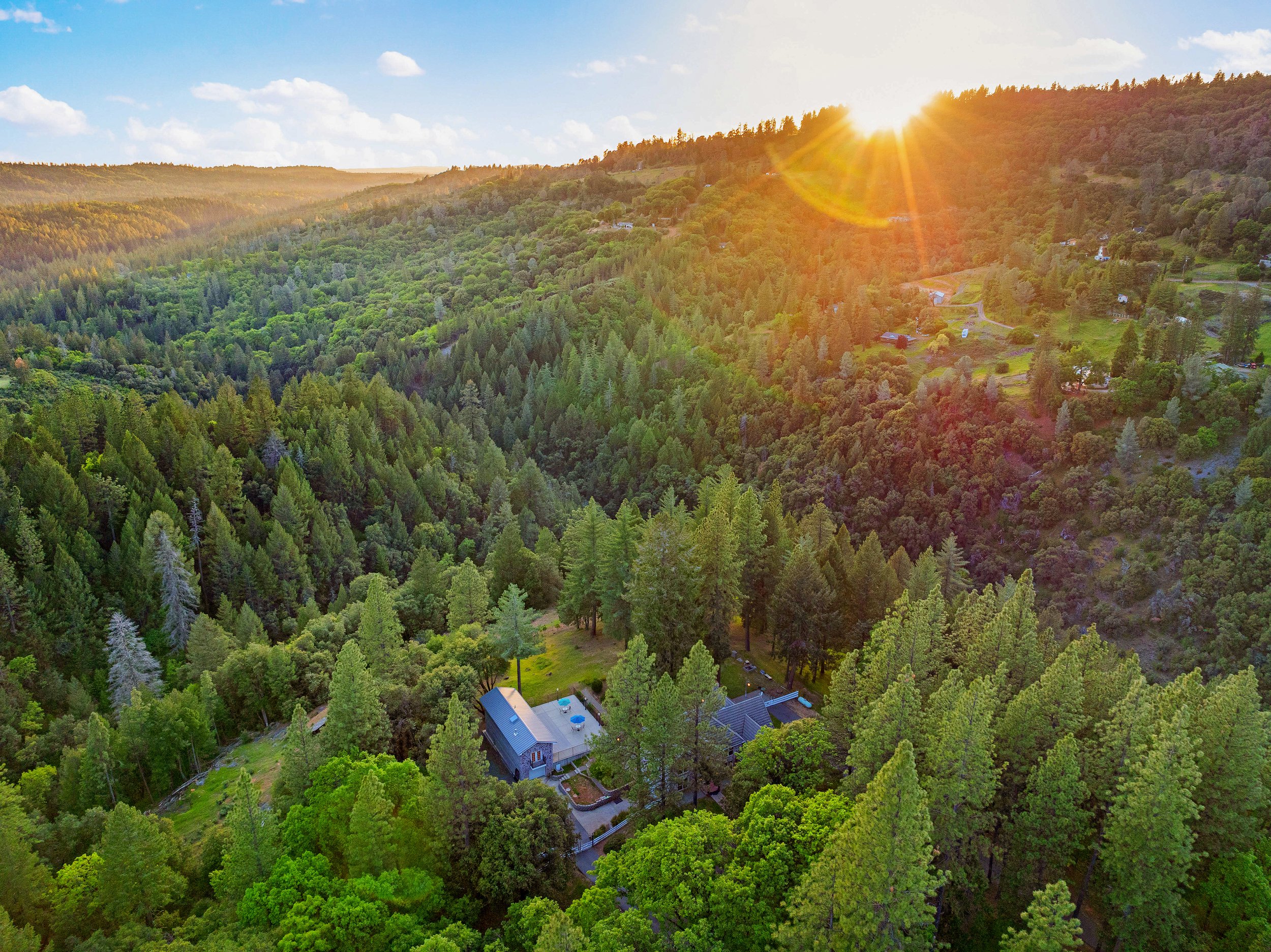 DJI_0995web.jpg