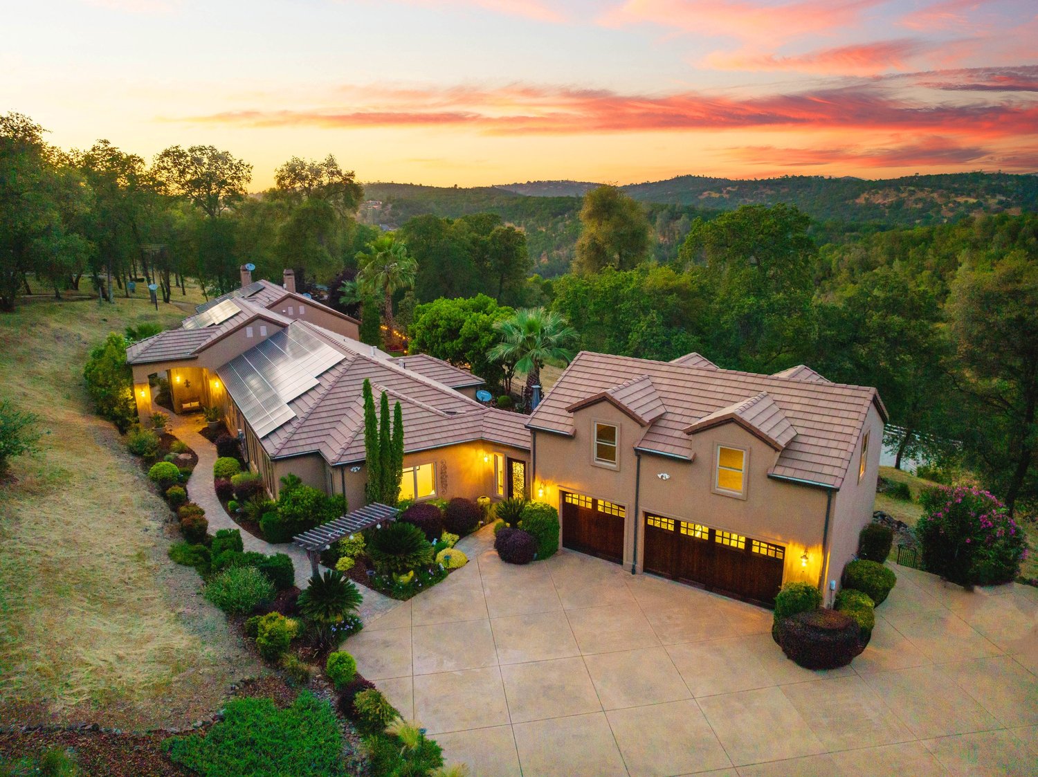 Exclusive Listings — Joseph Gonzales & Viktor Likunov Intero Real