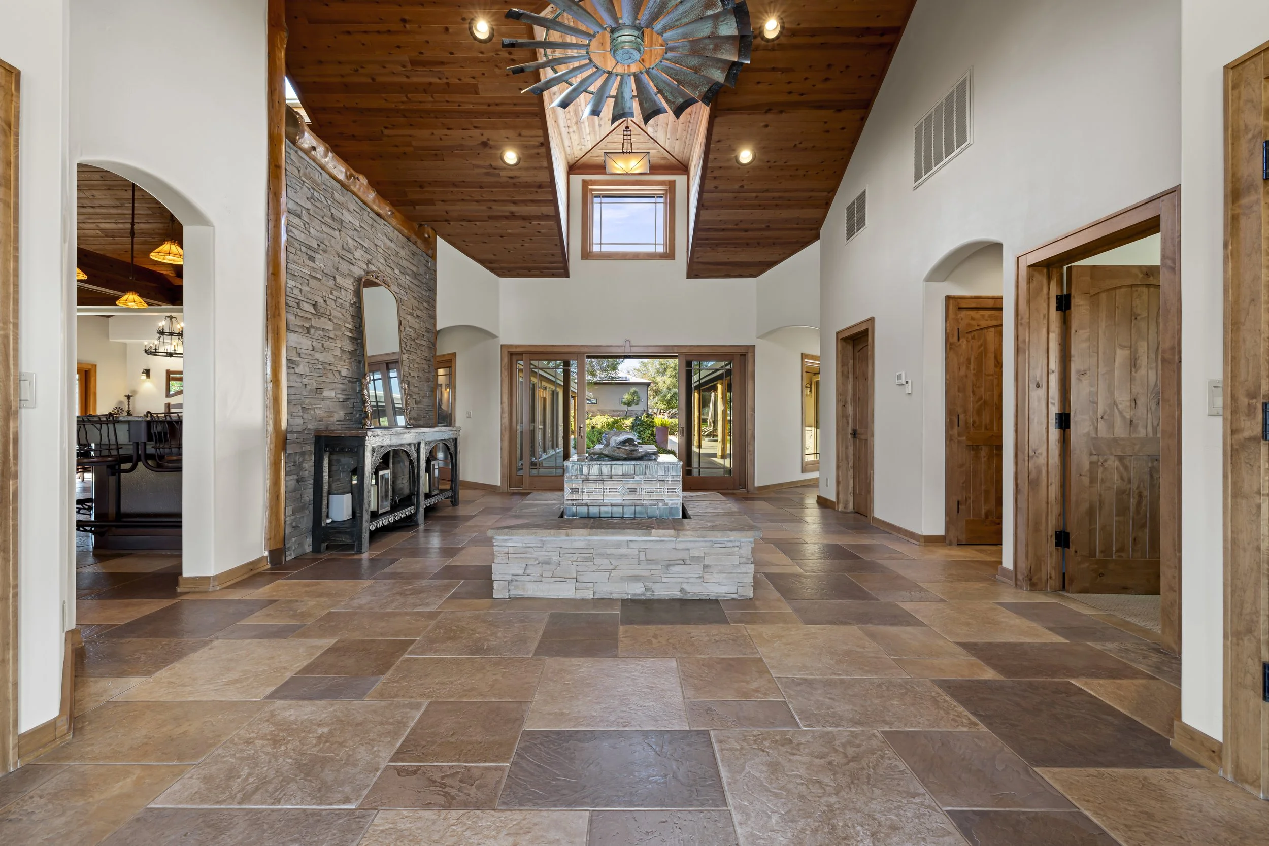 5630 Grazing Hill Rd, Shingle Springs, CA-017.jpg