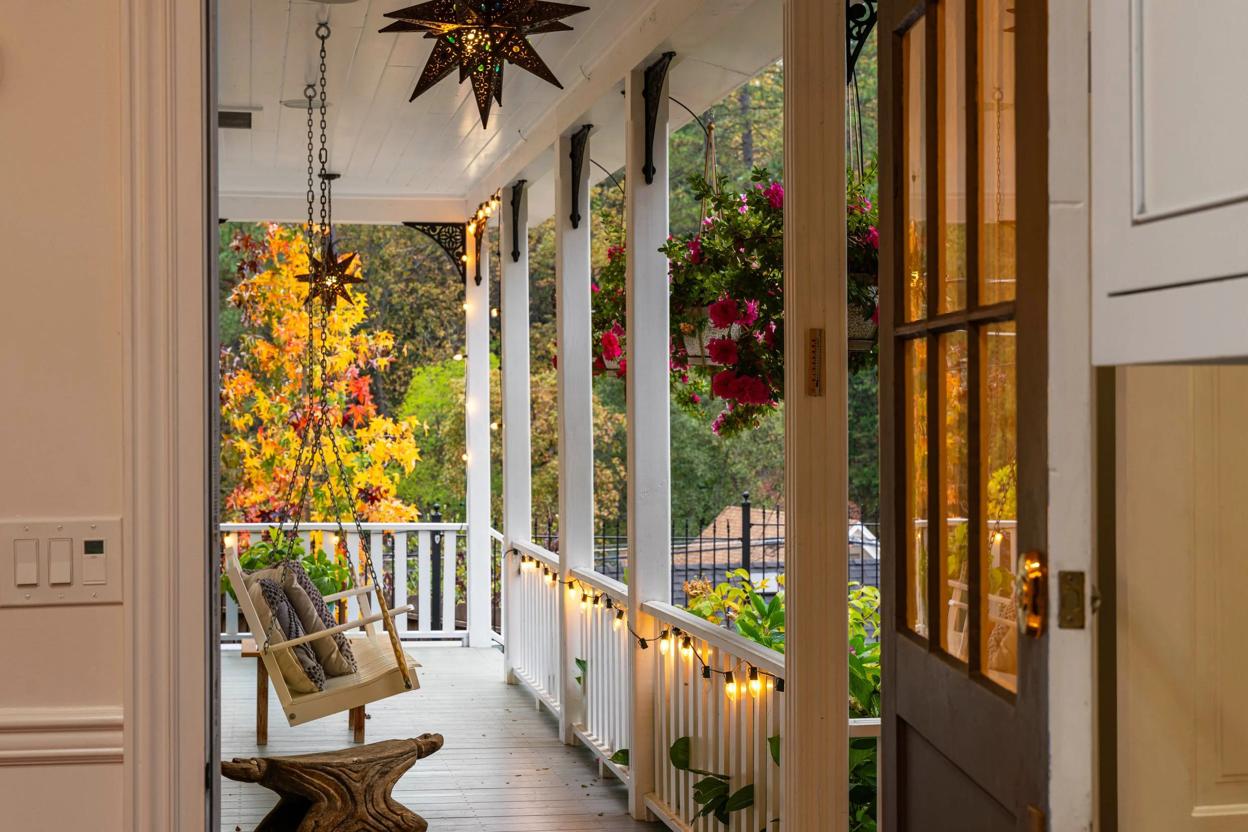 990 Thompson Way, Placerville