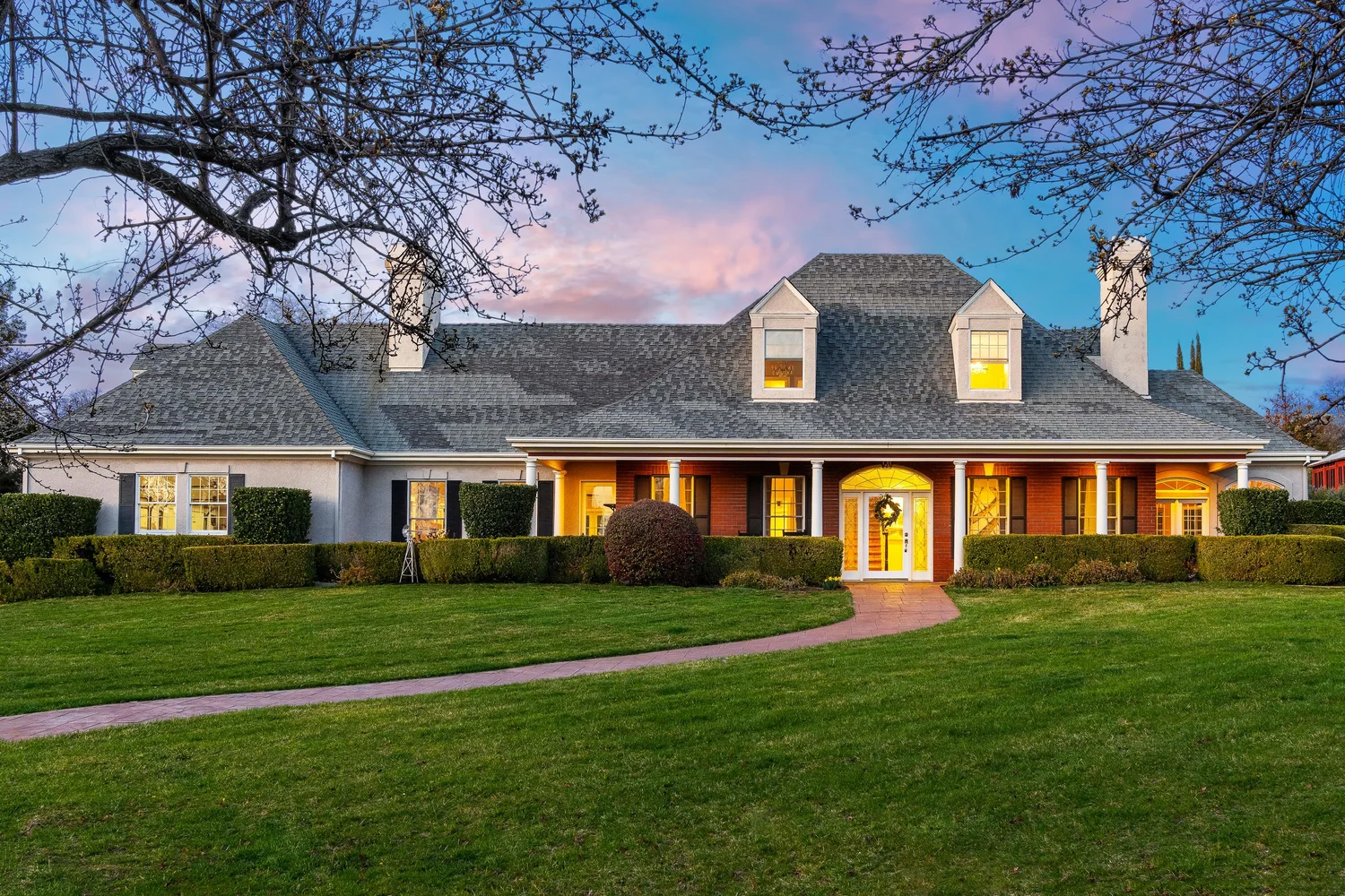 Joseph Gonzales & Viktor Likunov Intero Real Estate ELEVATE LUXURY