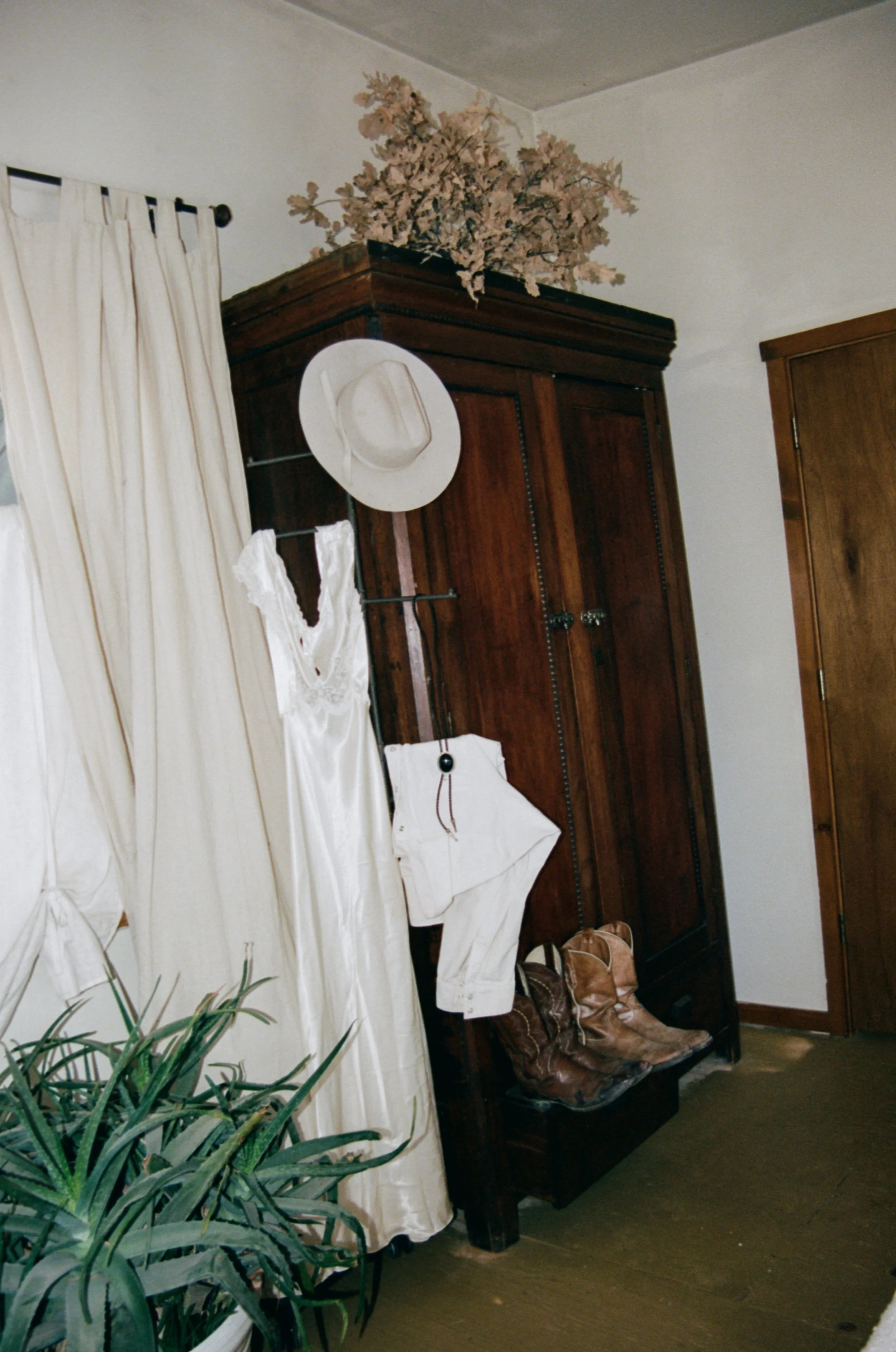 Ashley_David_New_Mexico_Intimate_Wedding_Audrey_Darke_Photography-51.jpg