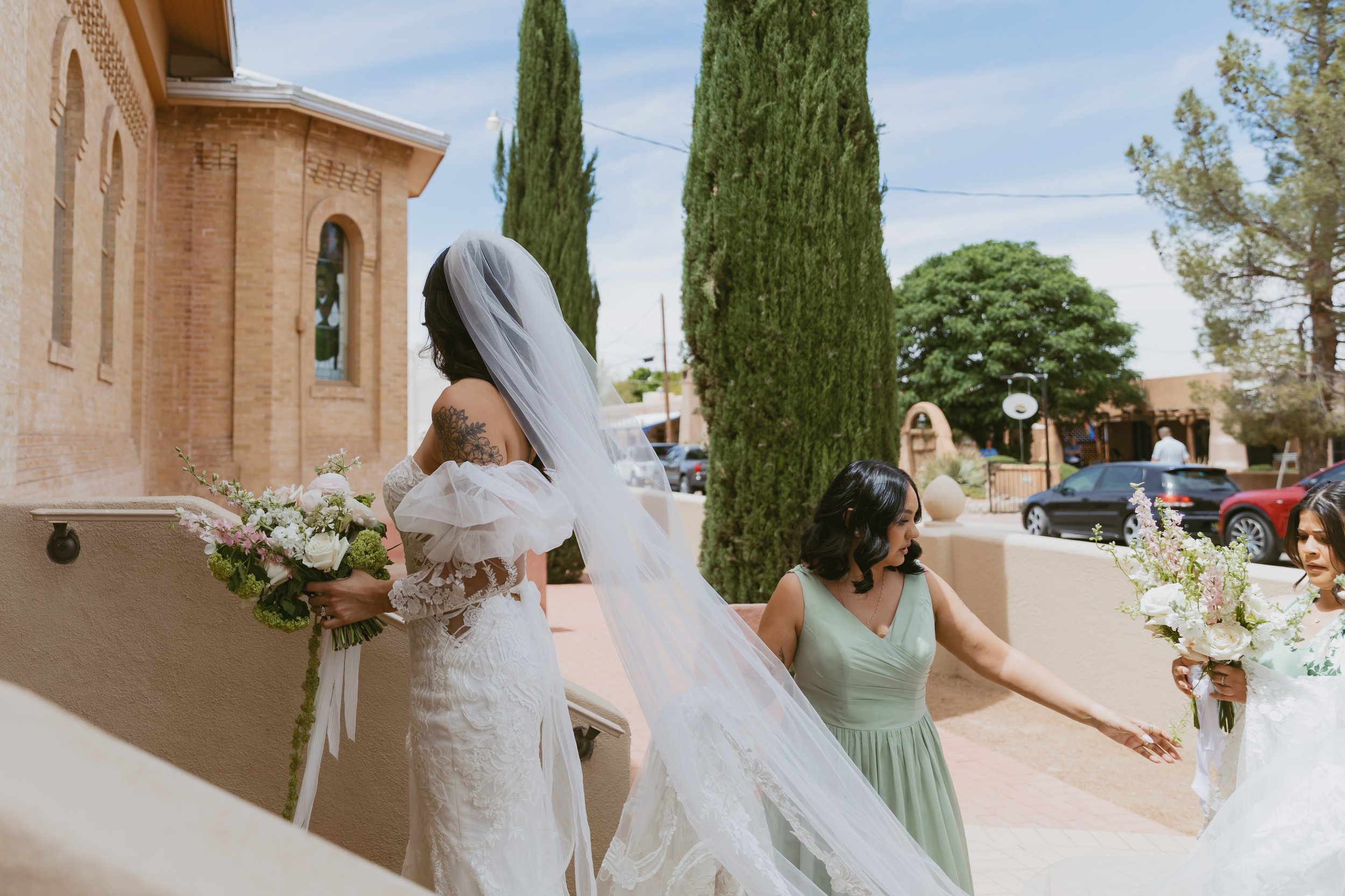 Regan + Joel Wedding The blue door ceremony Heart and Seoul Photography209.jpg