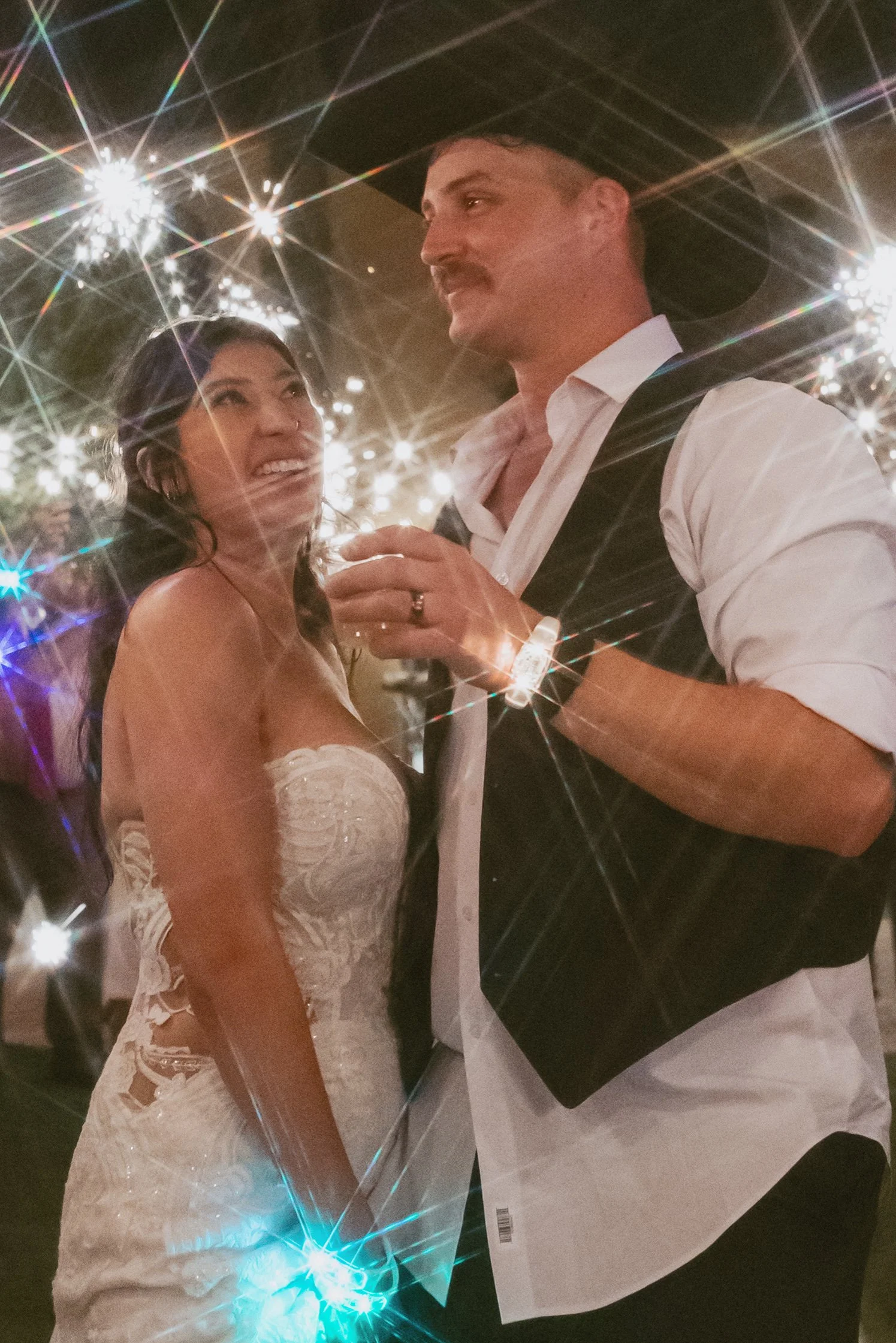 Regan + Joel Wedding The blue door Reception Heart and Seoul Photography751.jpg