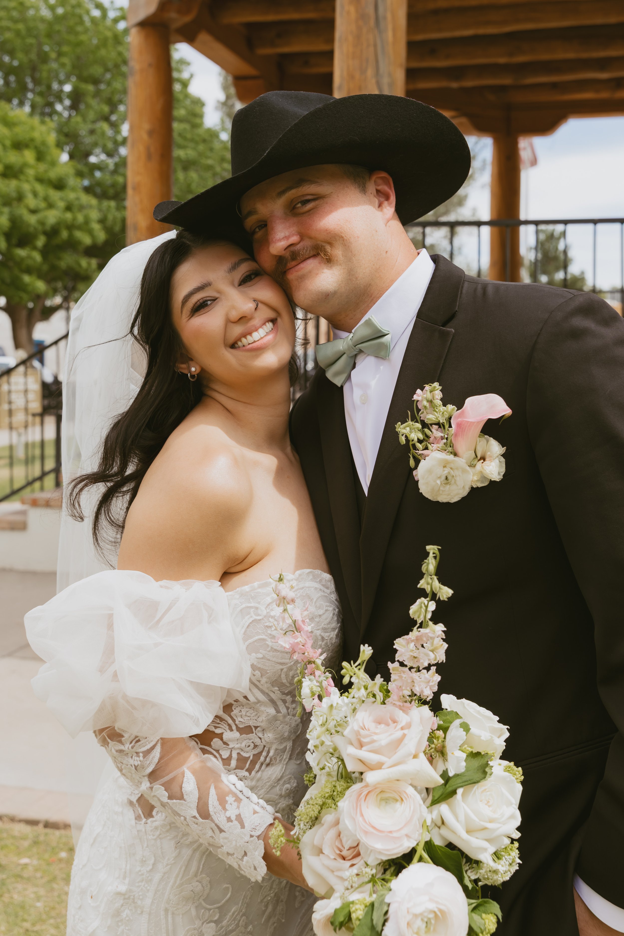Regan + Joel Wedding The blue door Couple Heart and Seoul Photography31.jpg