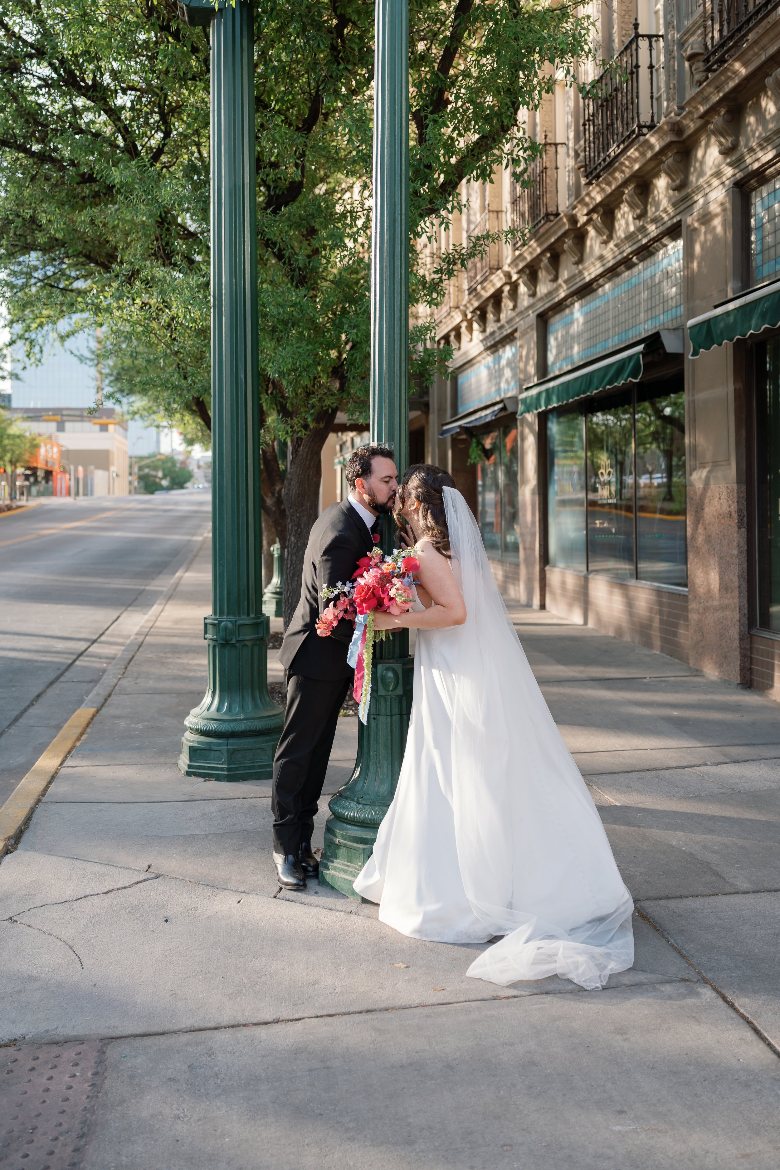 ElPasoWeddingCortez-440.jpg