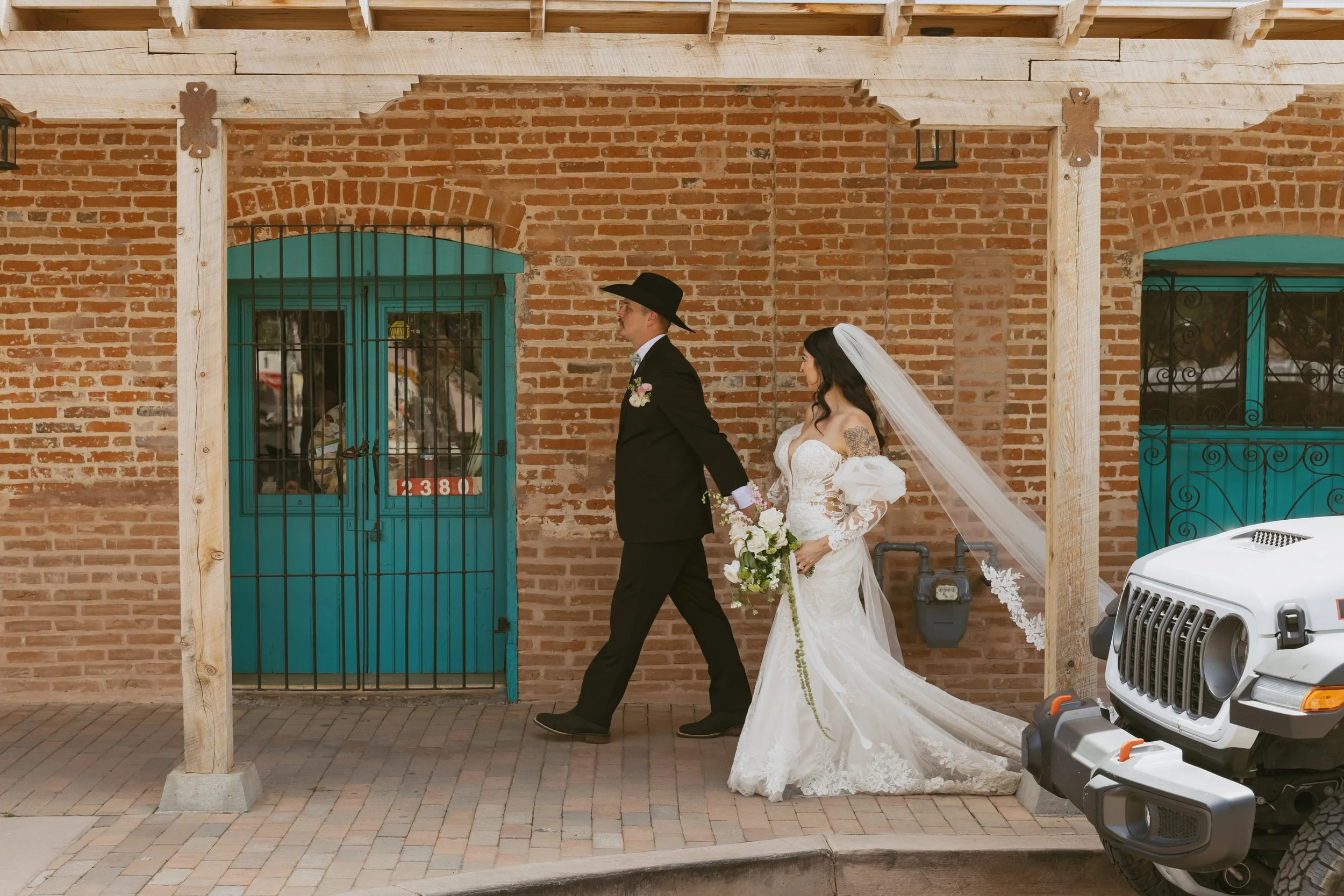 Regan + Joel Wedding The blue door Couple Heart and Seoul Photography97.jpg