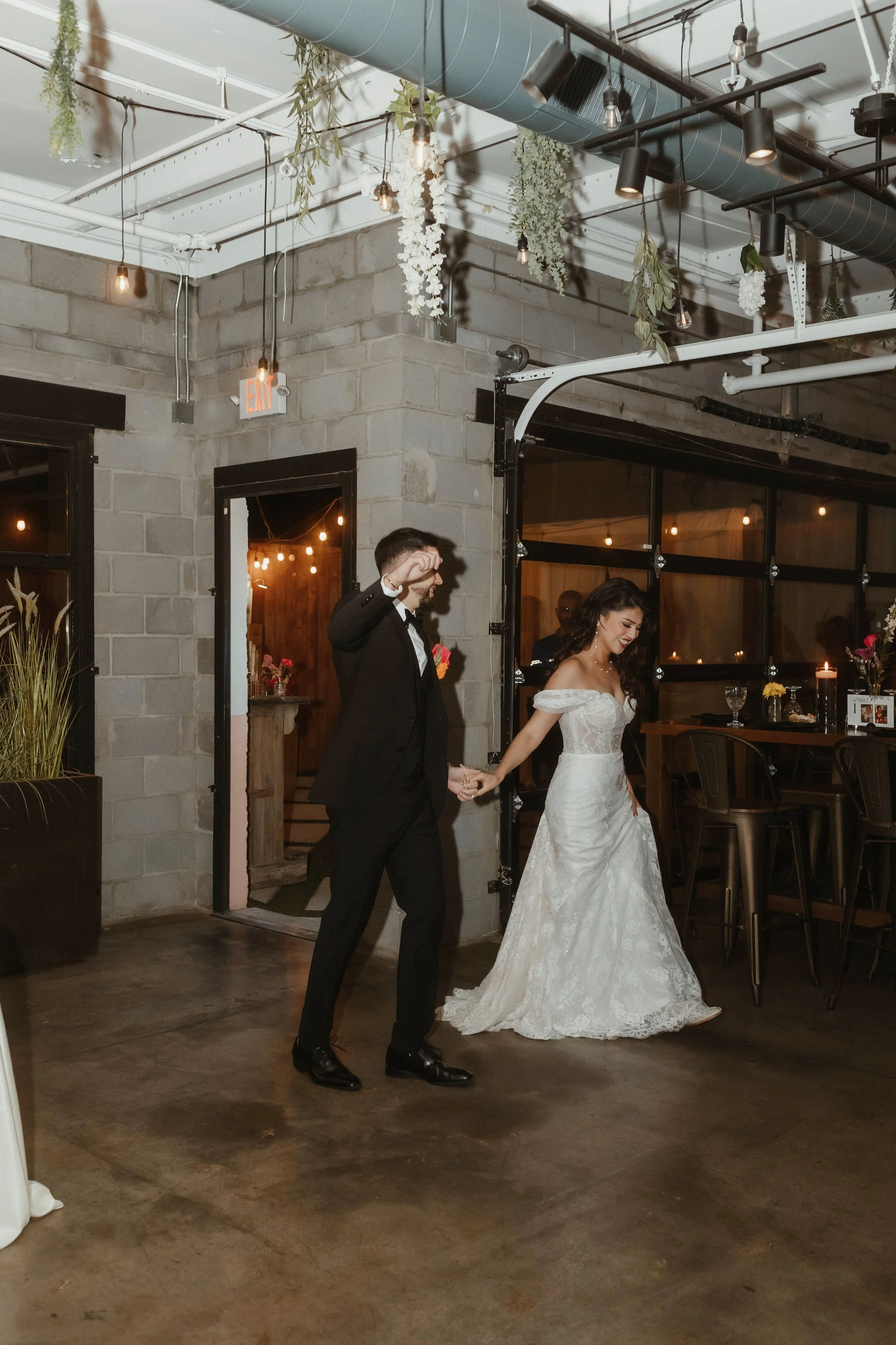 LettyAndWalterWeddingPart3_NicoleVardoPhotos2025~2.jpg