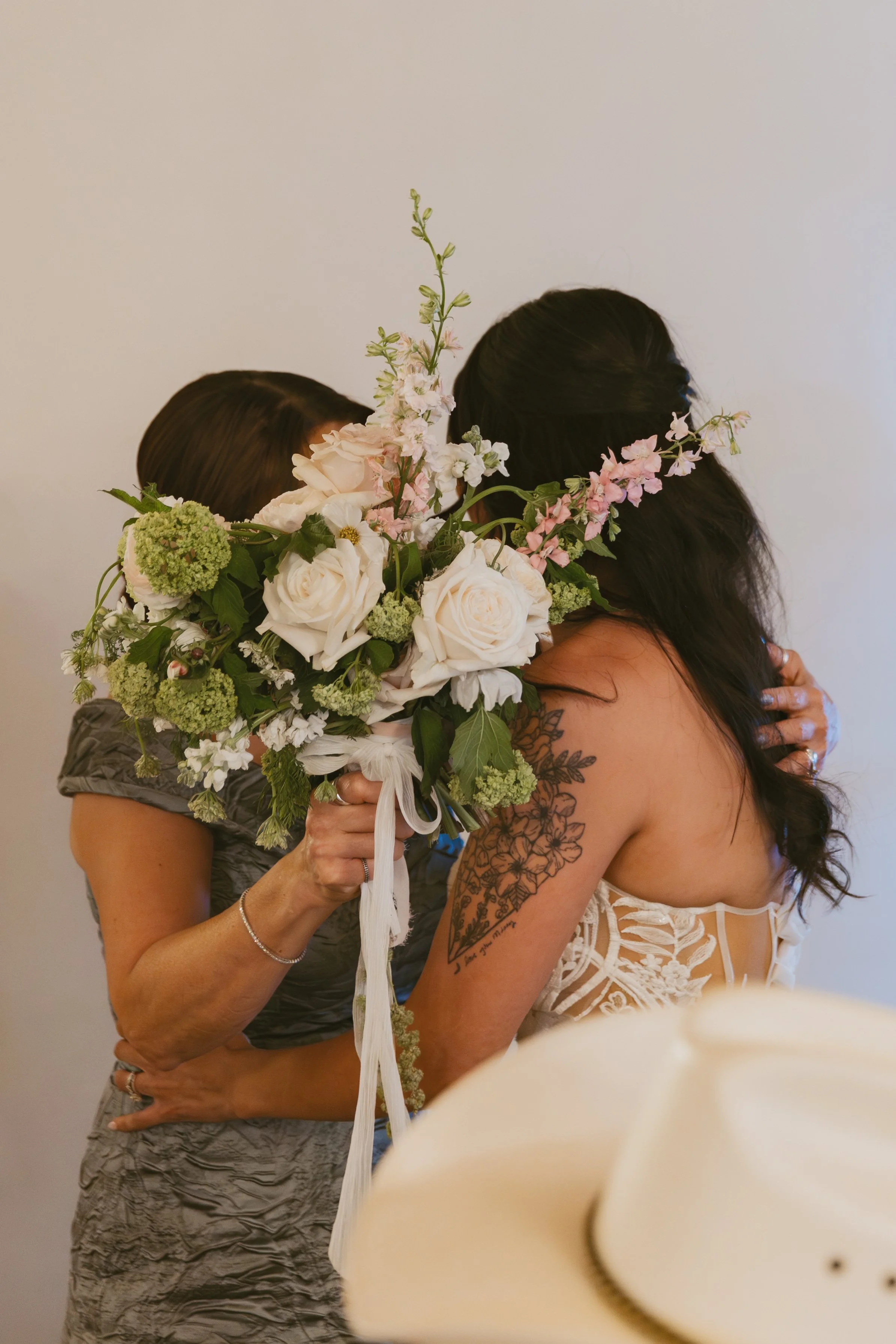 Regan + Joel Wedding The blue door Reception Heart and Seoul Photography311.jpg