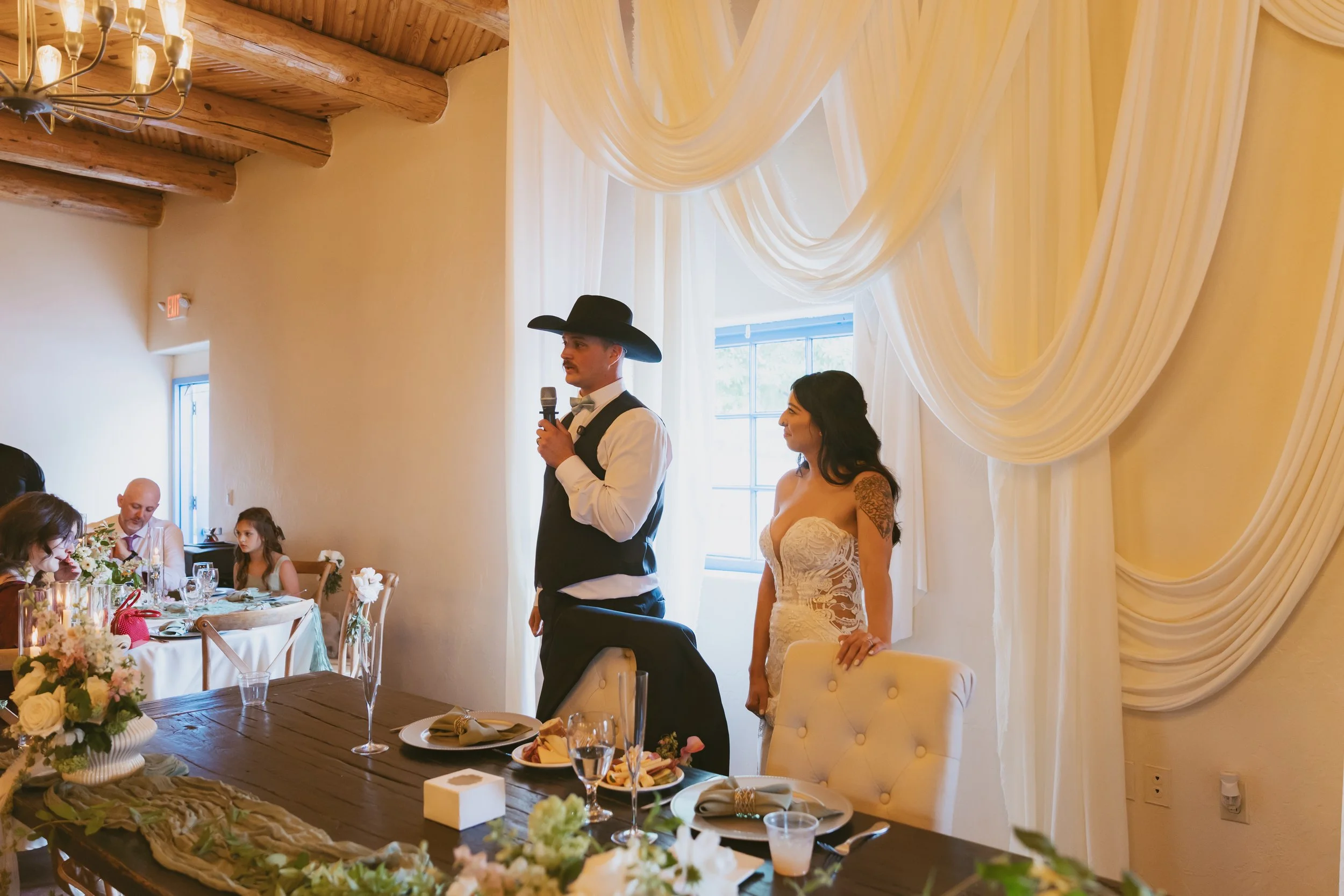 Regan + Joel Wedding The blue door Reception Heart and Seoul Photography161.jpg