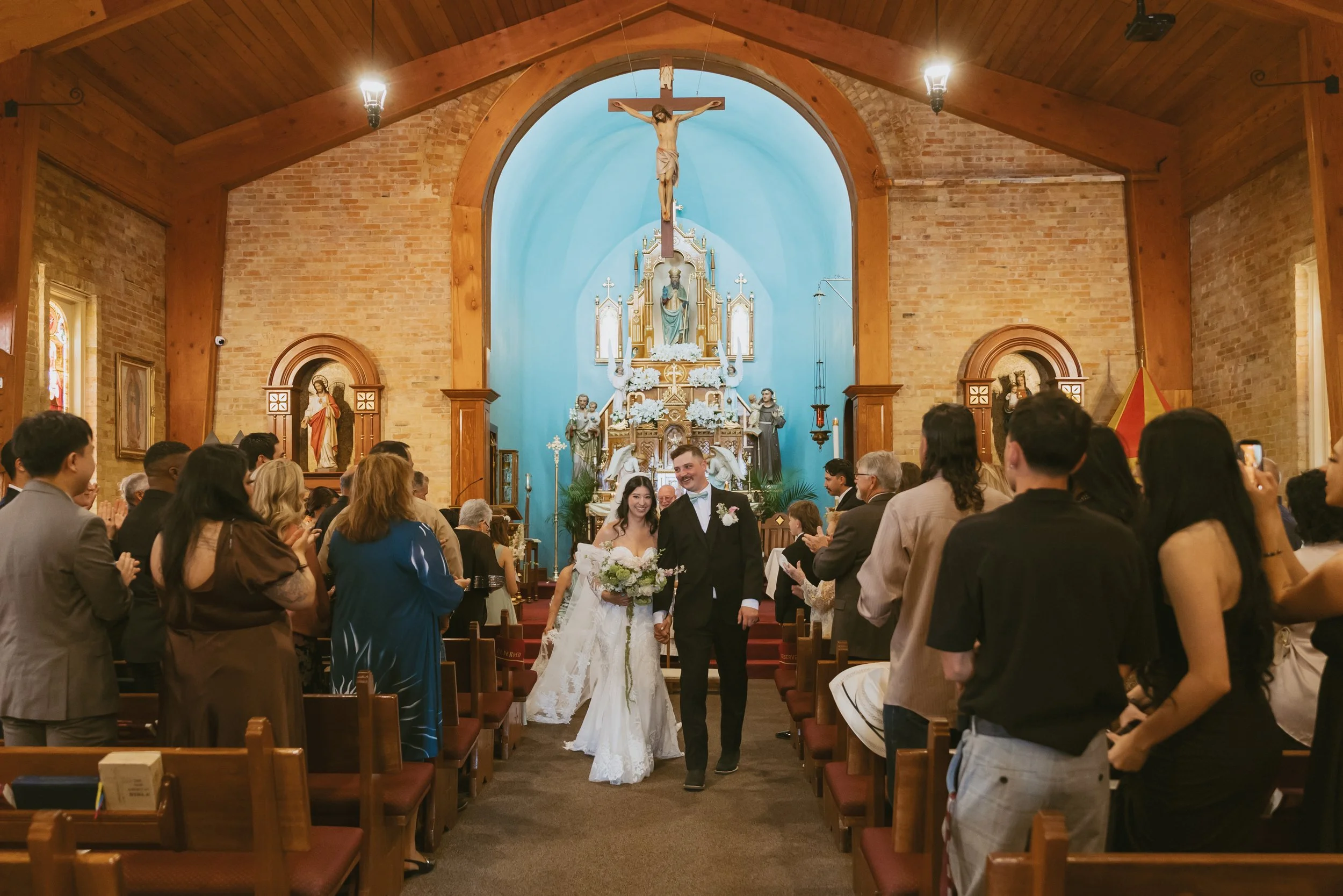 Regan + Joel Wedding The blue door ceremony Heart and Seoul Photography175.jpg