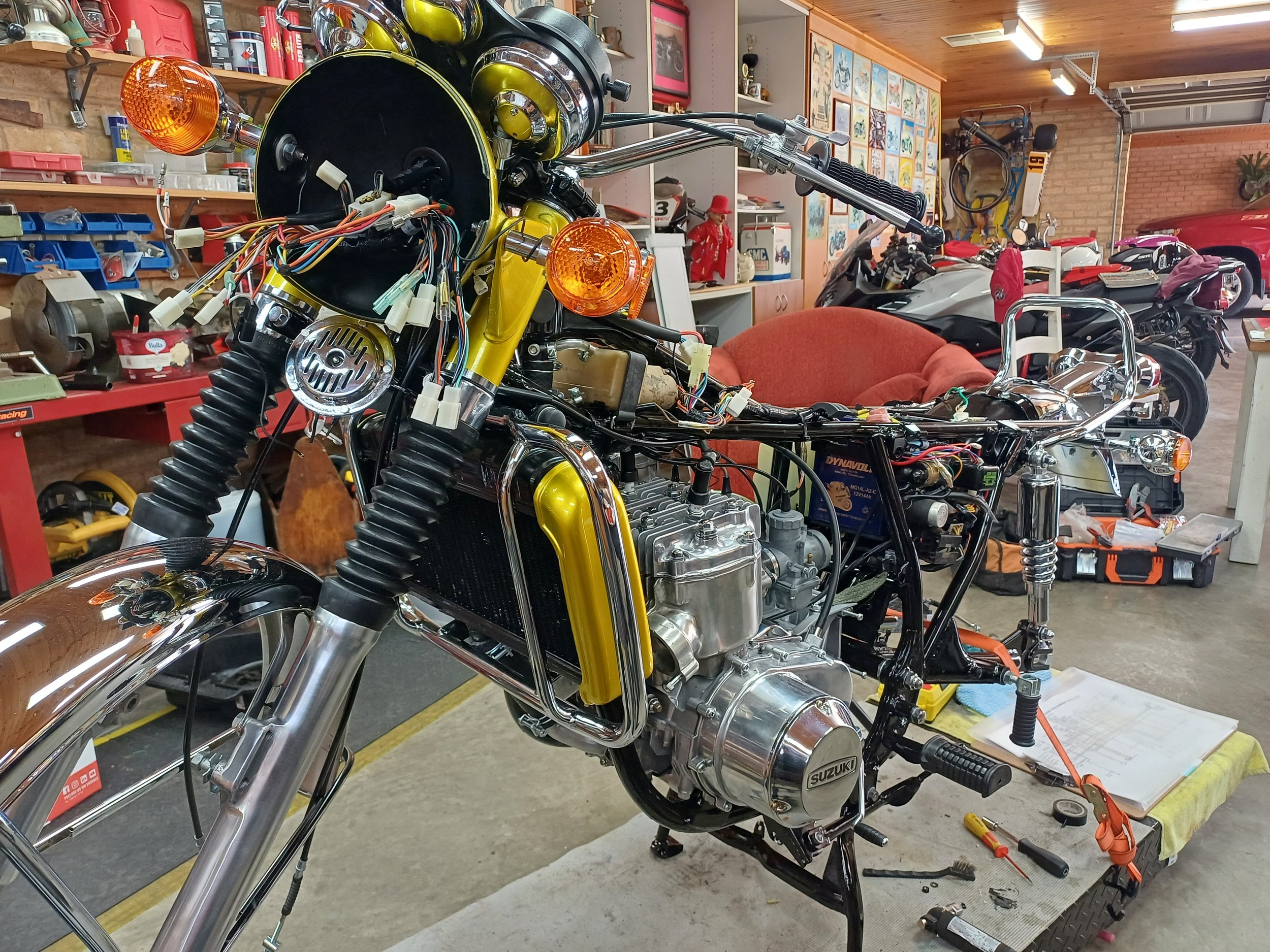 Suzuki GT750 Rewire