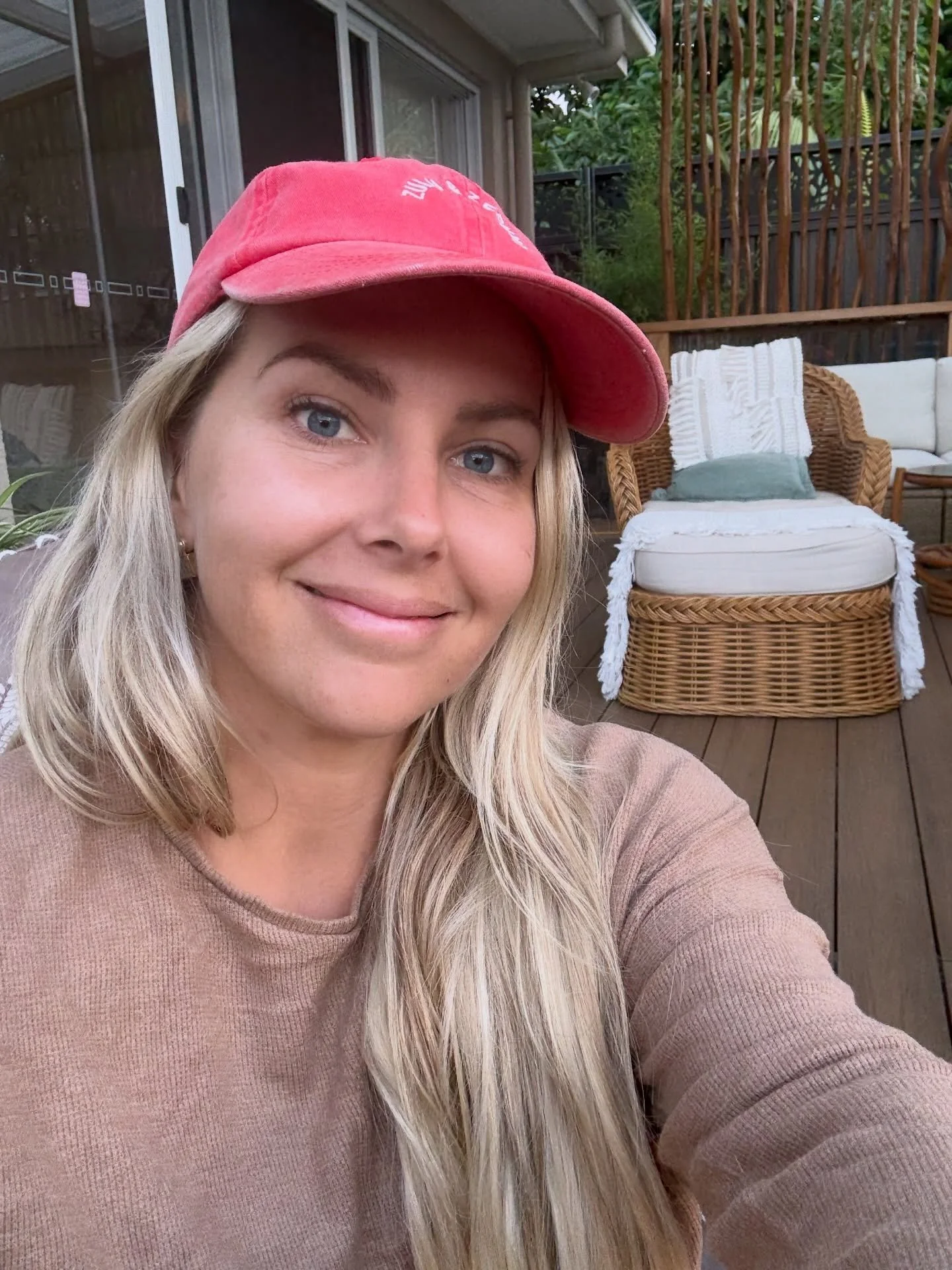 One of the biggest reasons practitioners burn out

is not the workload&hellip;

It&rsquo;s carrying clients who aren&rsquo;t actually ready.

You end up doing:

- the emotional labour

&bull; the chasing

&bull; the re-motivating

&bull; the holding 