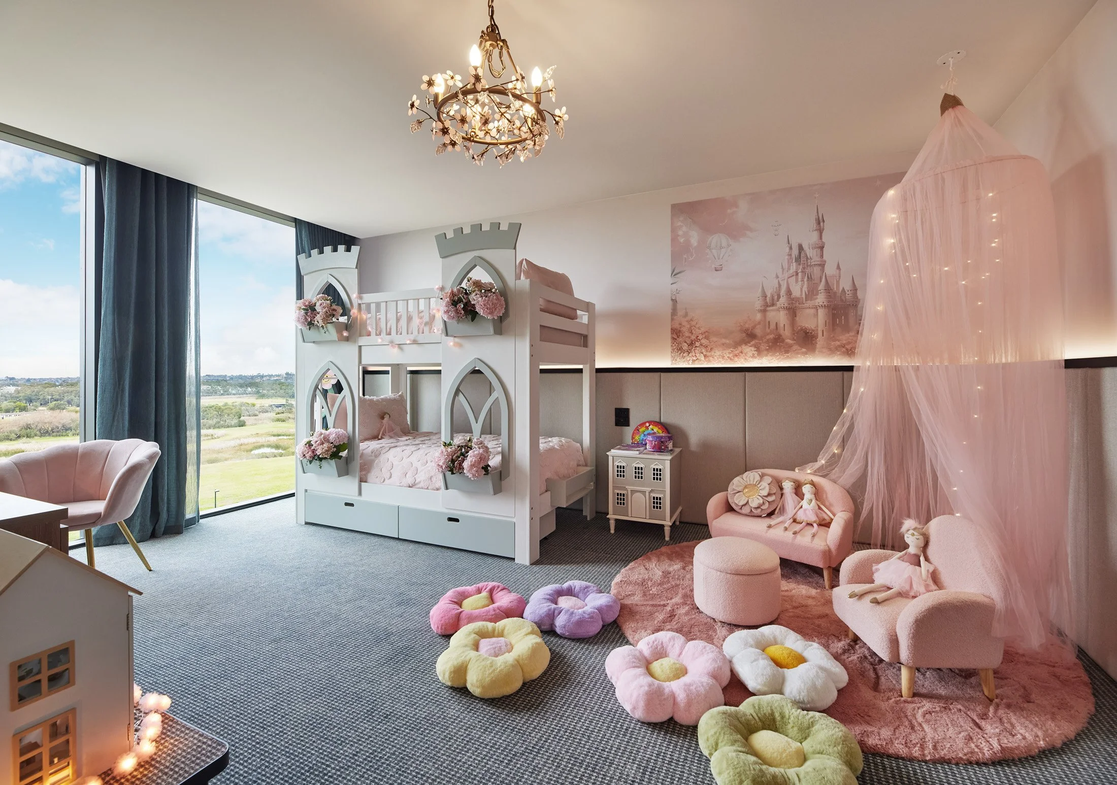 6 Reasons to Book Kids Themed Rooms for Your Next Family Getaway