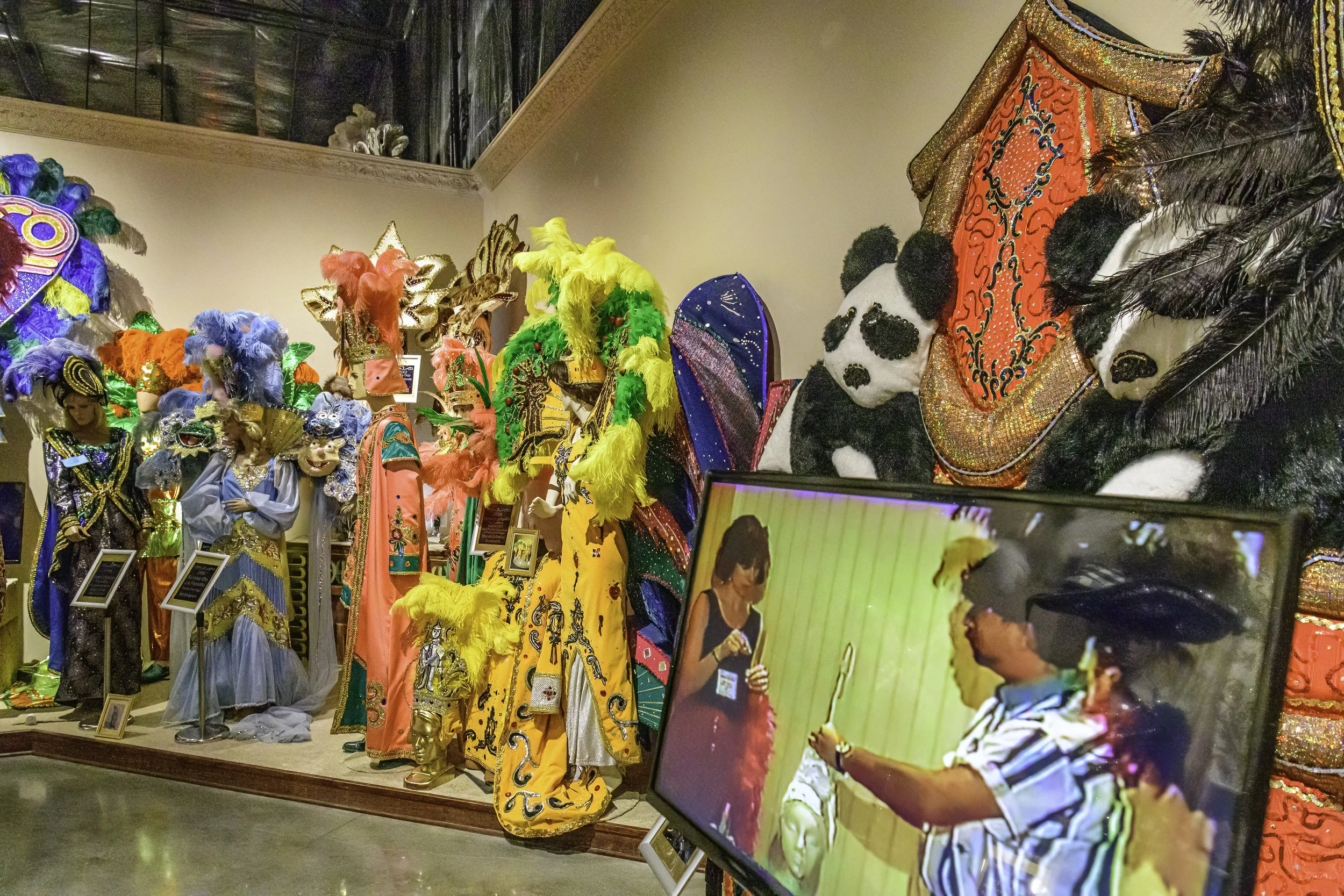 mardi_gras_museum_ahhee_photography-29.jpg