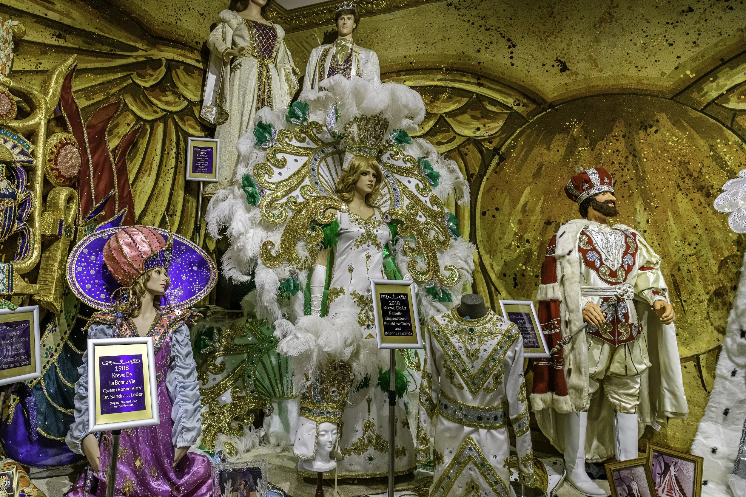 mardi_gras_museum_ahhee_photography-51.jpg