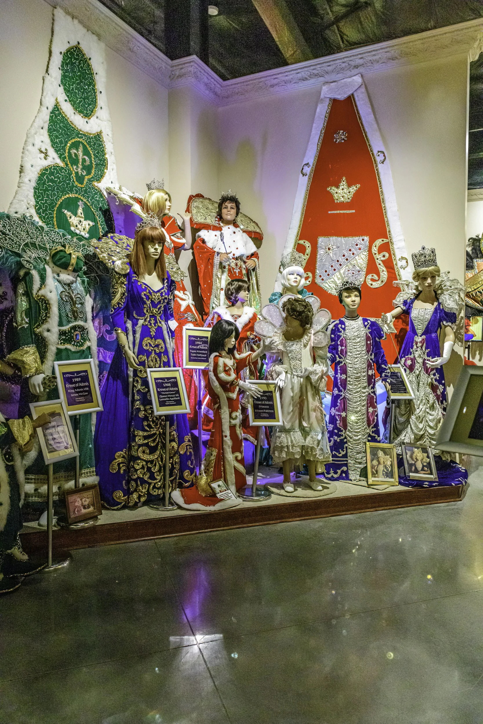 mardi_gras_museum_ahhee_photography-19.jpg