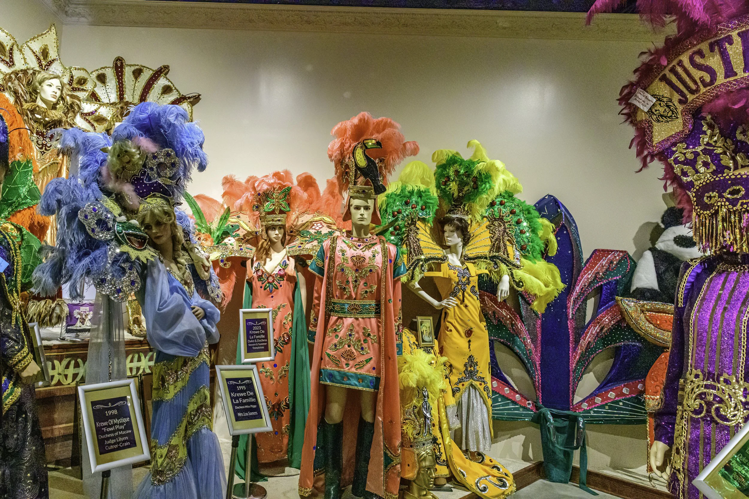 mardi_gras_museum_ahhee_photography-33.jpg