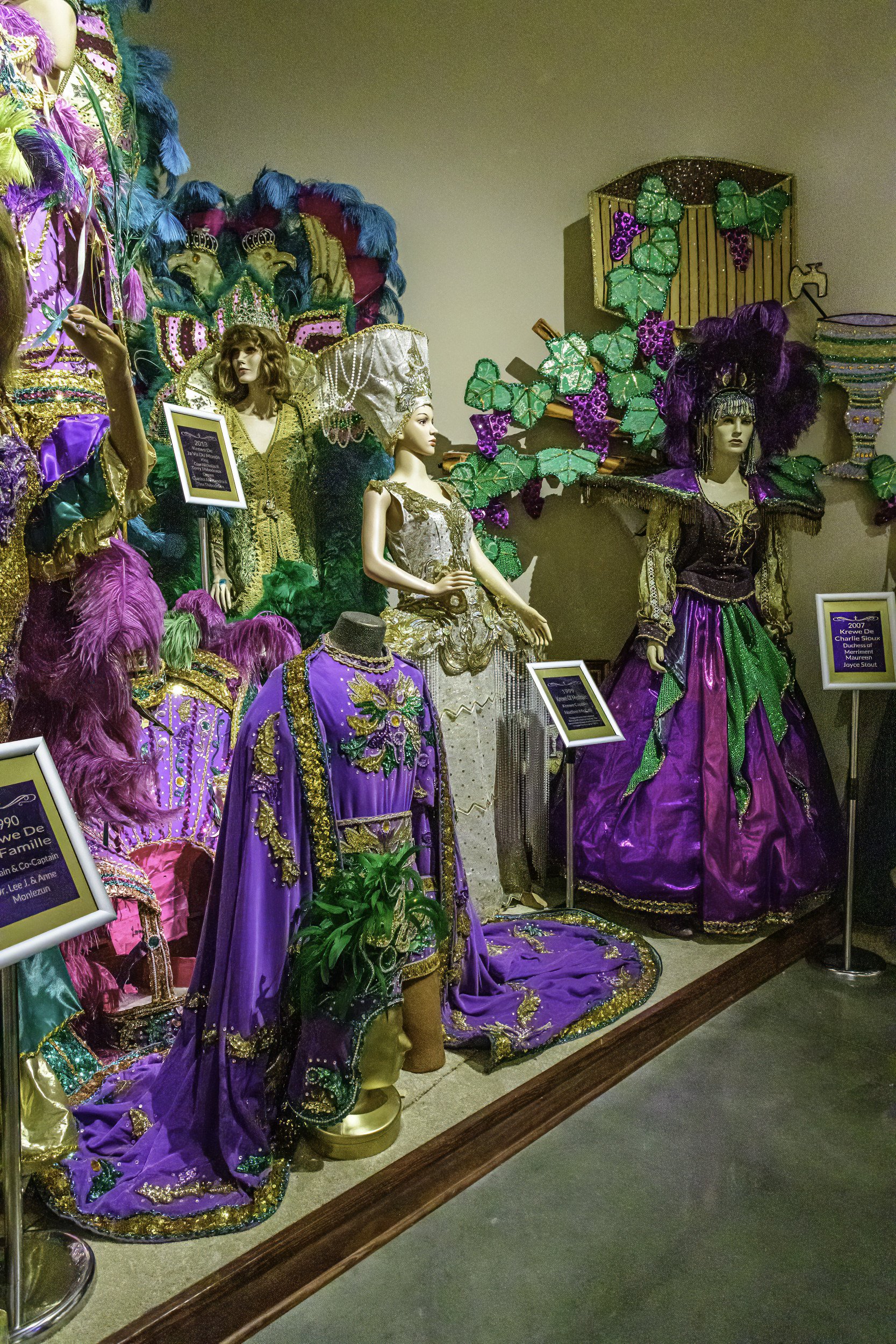 mardi_gras_museum_ahhee_photography-18.jpg