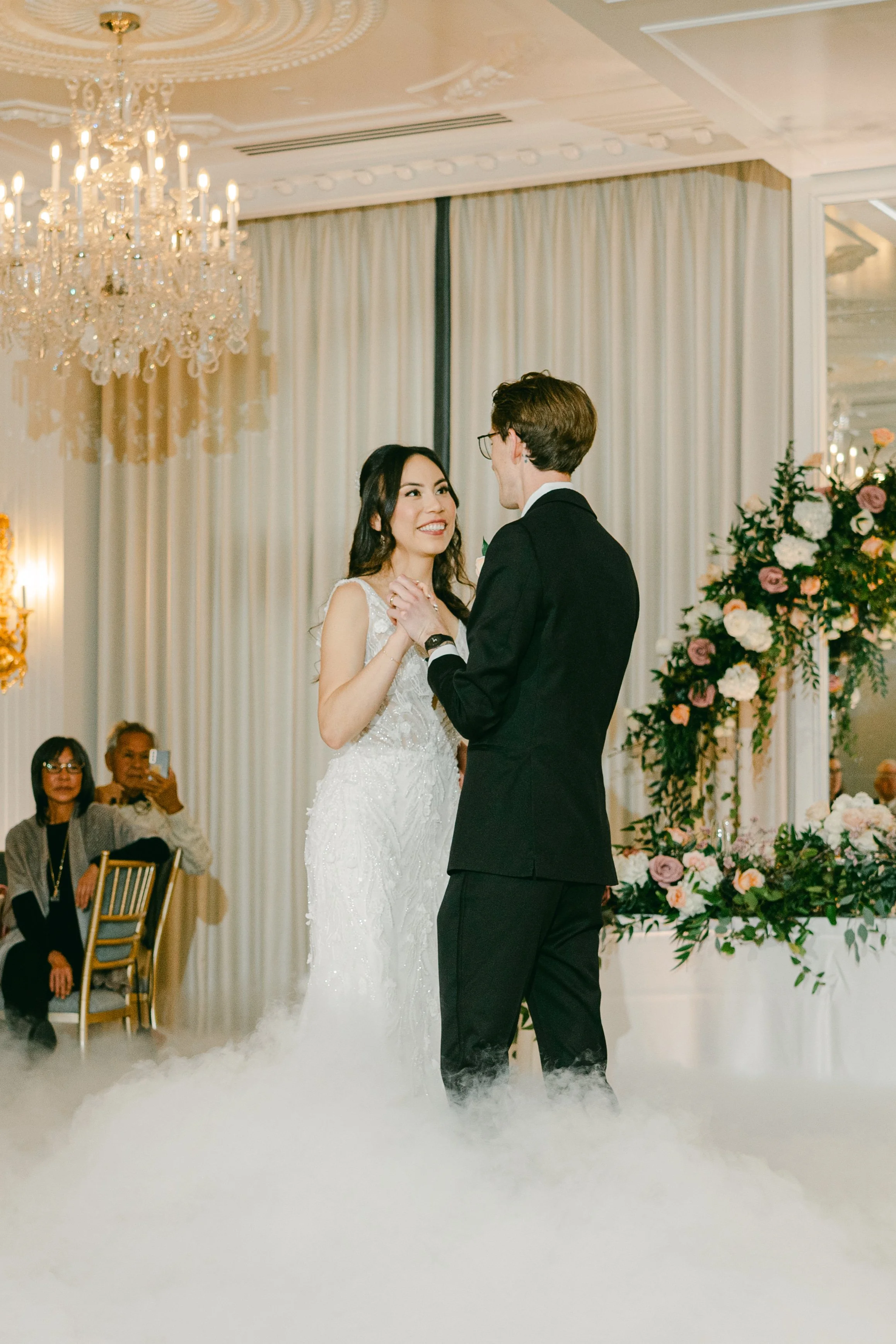 Sydney and Bode Hotel Carmichael Wedding Alison Mae PhotographyAMP02148.jpg